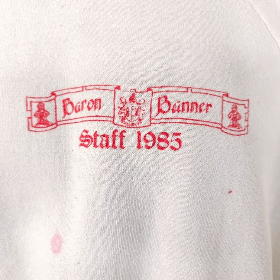 Vintage VINTAGE Baron Banner Sweatshirt Mens Size Medium White 80s Fountain Valley High School Crop Top Size US M / EU 48-50 / 2 - 3 Thumbnail
