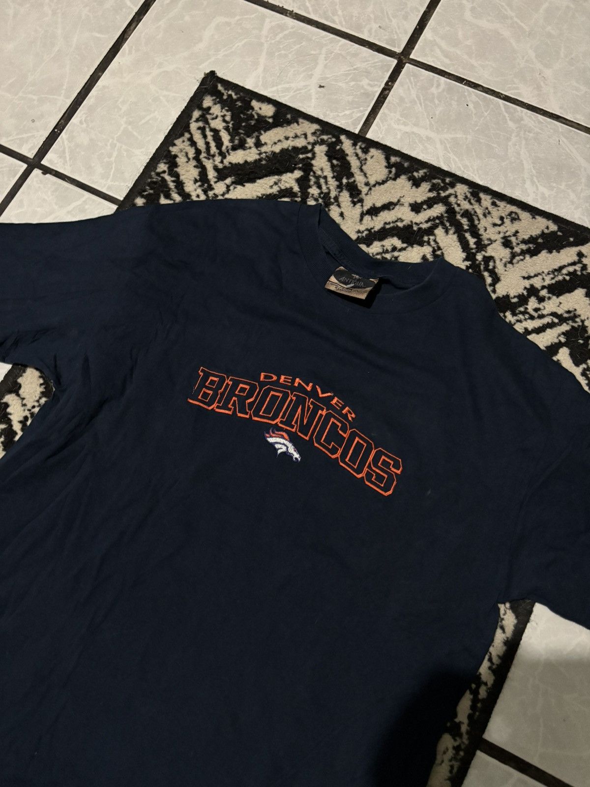 NFL × Vintage Vintage Denver Broncos Tee Size US L / EU 52-54 / 3 - 2 Thumbnail