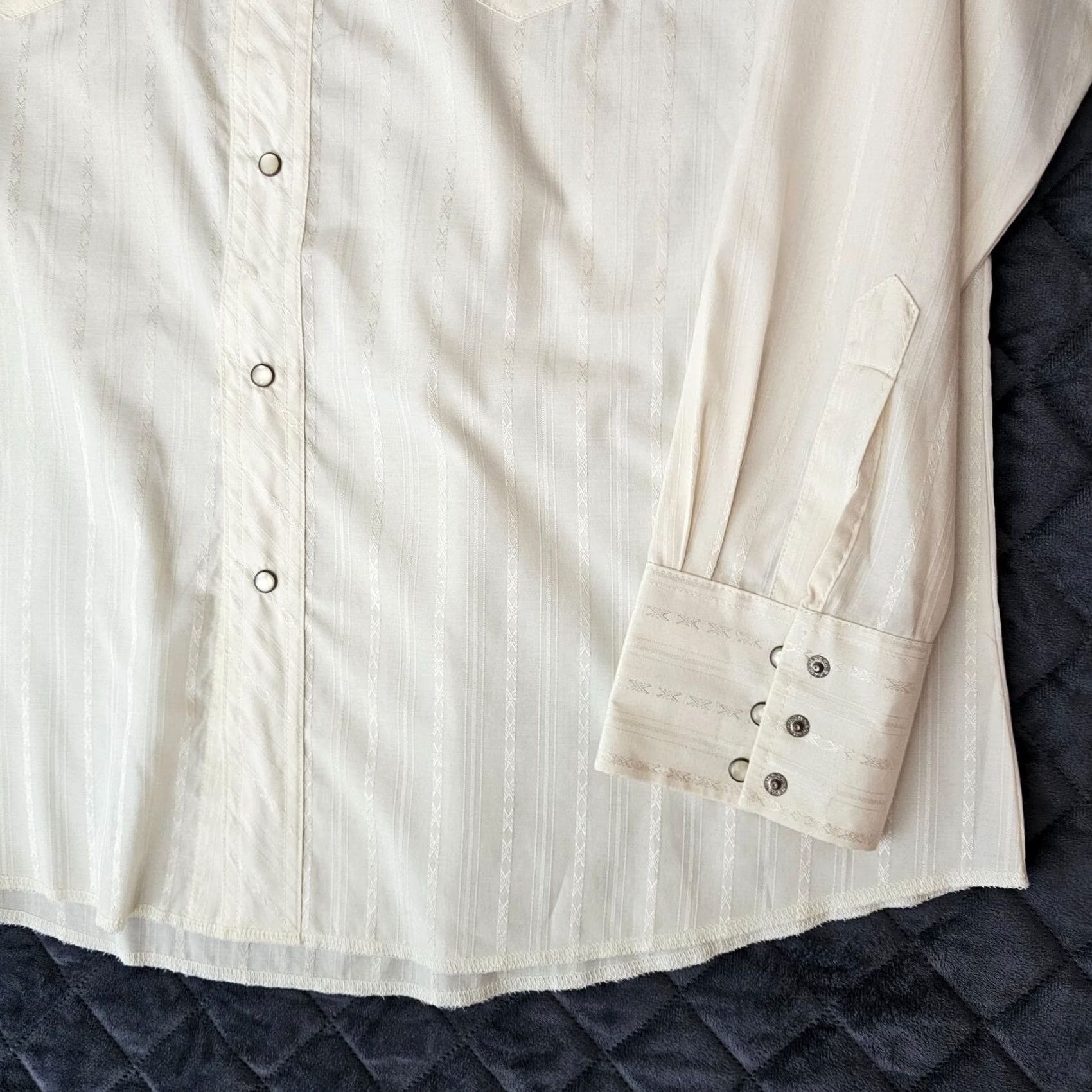 Wrangler VINTAGE Wrangler Western Shirt Men's XL White Pearl Snap Embellished Button-Up Collared Long Sleeve Cowboy Retro Classic Wranger? Size US XL / EU 56 / 4 - 4 Thumbnail
