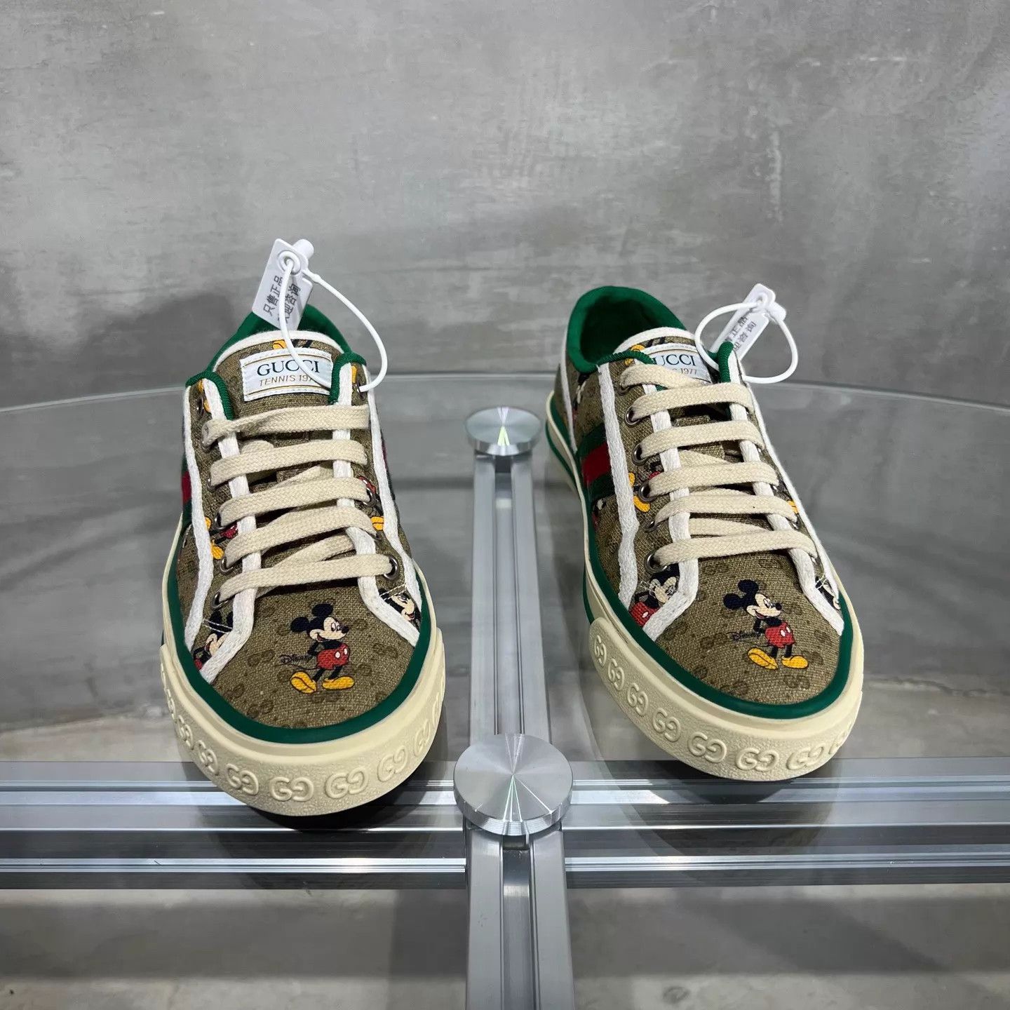 Gucci Disney x GUCCI Tennis 1977 GG Logo Sneakers Wmns 36 Size US 5.5 / IT 35.5 - 1 Thumbnail
