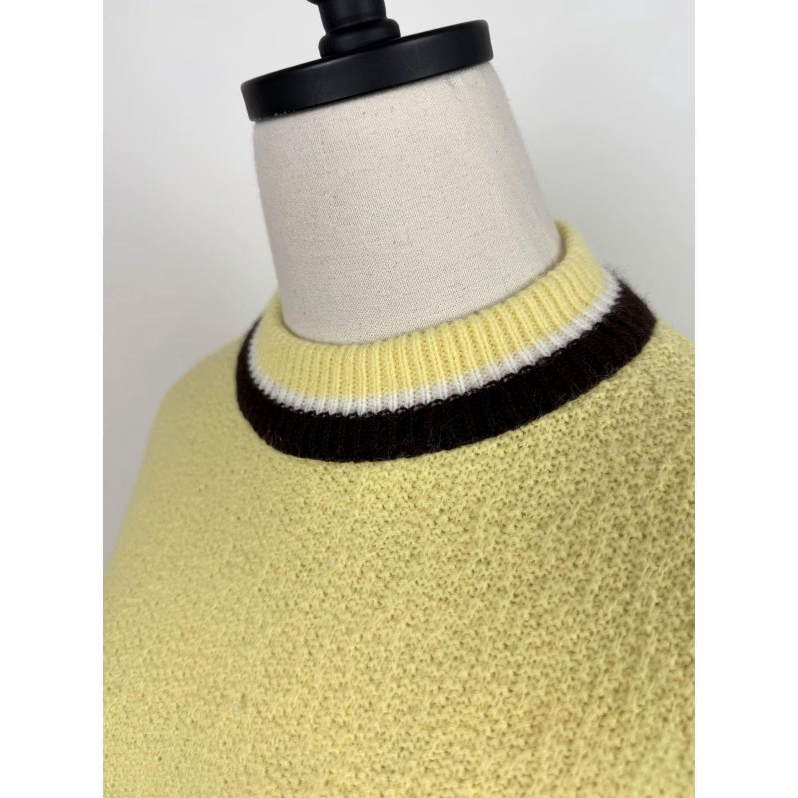 Buttero VINTAGE Penrose Sweater Womens S Mock Neck Short Sleeve Pullover Yellow 70s Retro Knit Top Size S / US 4 / IT 40 - 6 Thumbnail