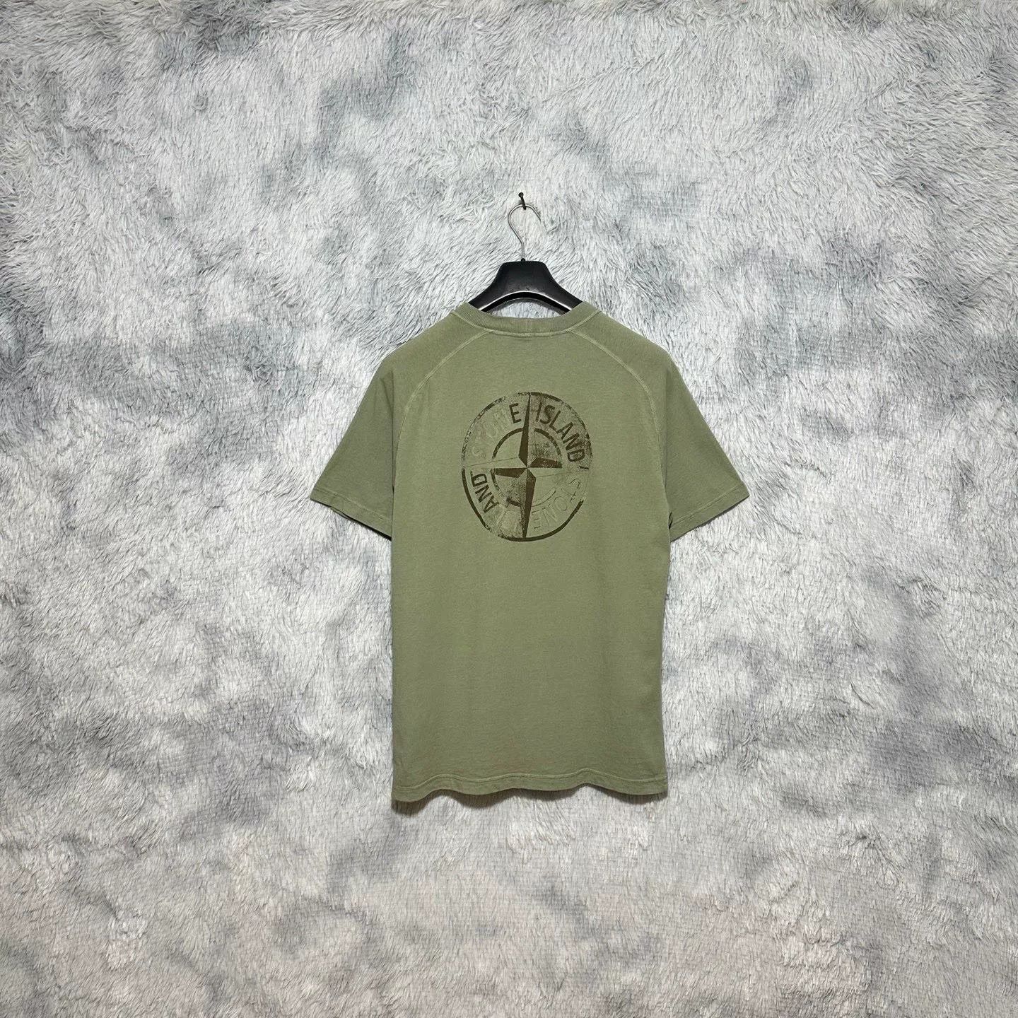 Stone Island stone island reflective logo short sleeve t-shirt Size US XL / EU 56 / 4 - 1 Thumbnail