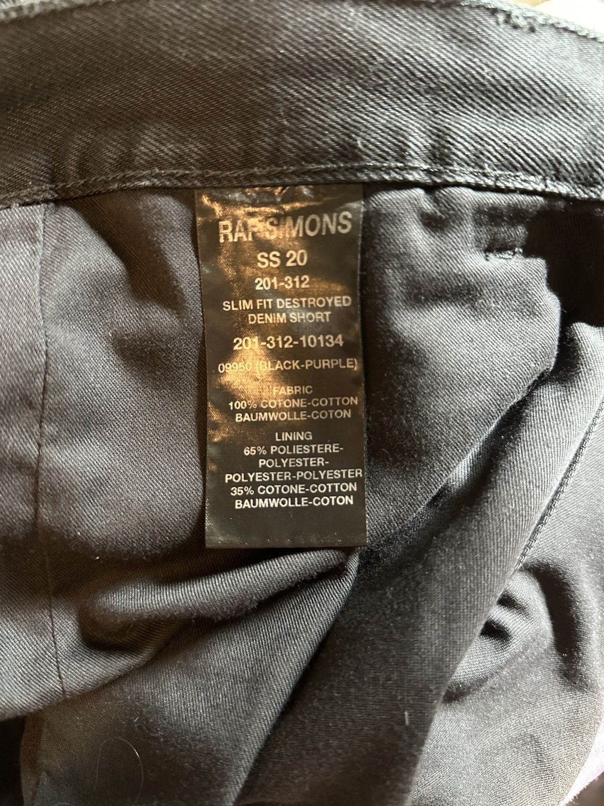 Raf Simons Raf simons SS20 Slim fit destroyed denim shorts Size US 33 - 8 Thumbnail