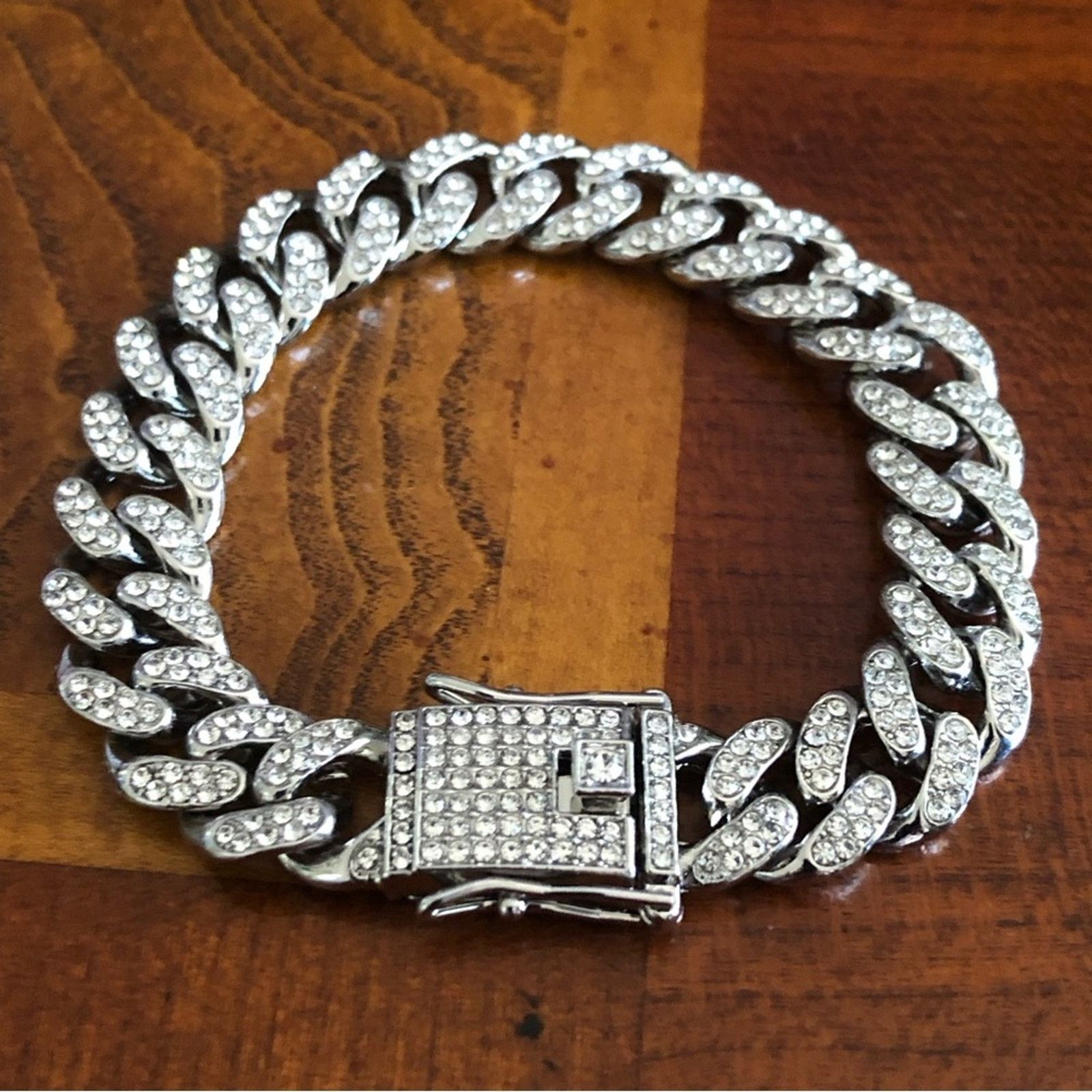 Jewelry Men’s and women’s silver plated Cuban chain link bracelet Size ONE SIZE - 8 Thumbnail
