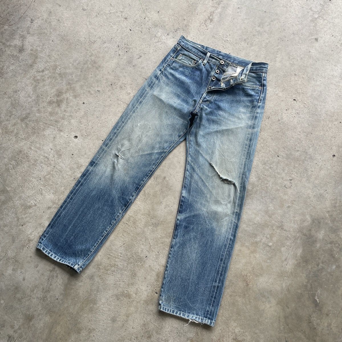 Jean × Paul Smith W31 Paul Smith Jeans Distressed Selvedge Faded Denim Pants Size US 31 - 2 Thumbnail