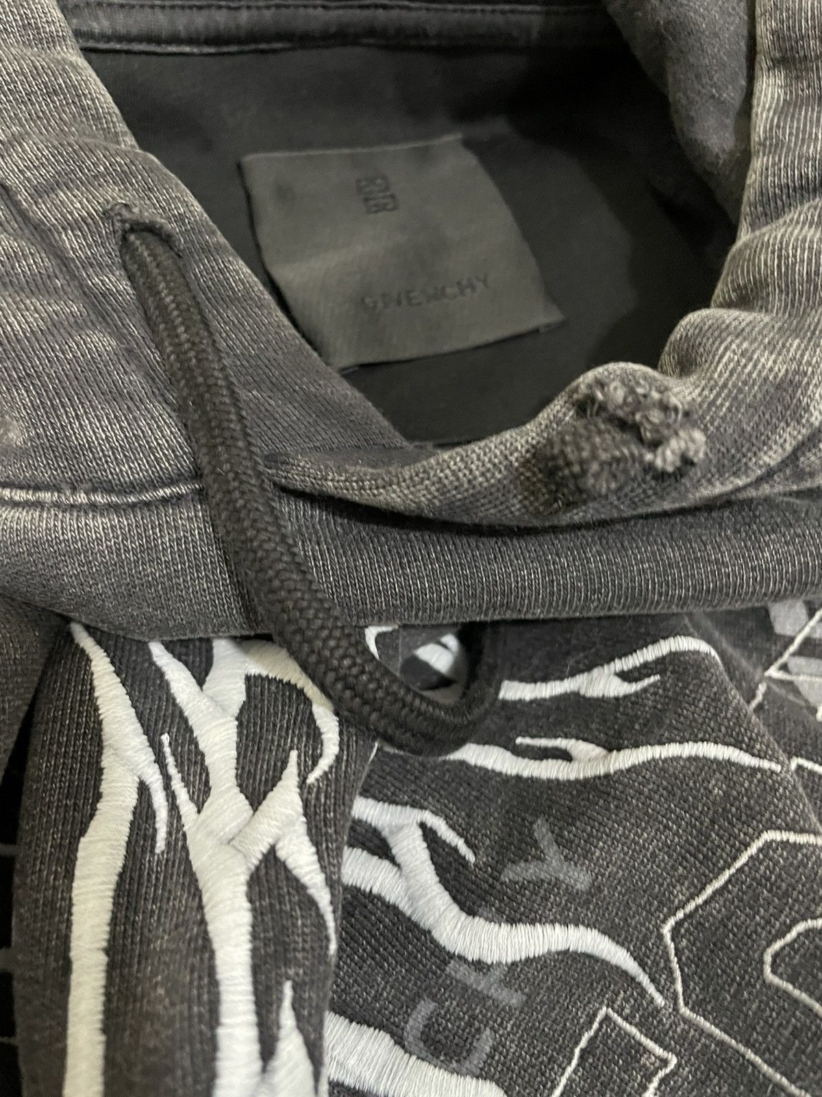 Givenchy givenchy metal hoodie Size US S / EU 44-46 / 1 - 3 Thumbnail