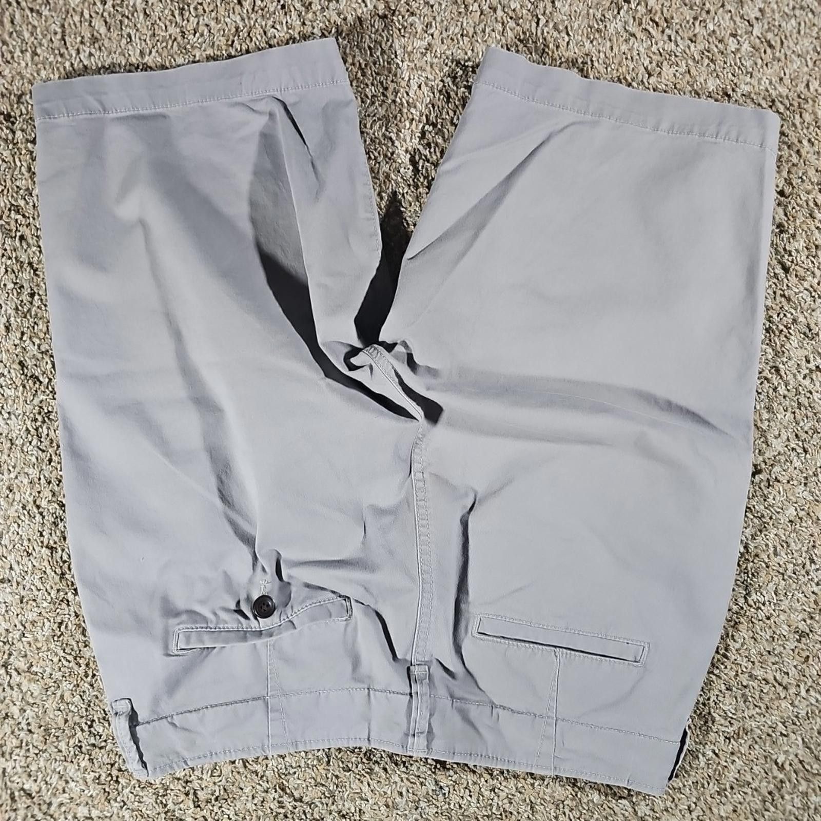 Aeropostale Aeropostale Sz 31 Gray Shorts Size US 31 - 6 Thumbnail
