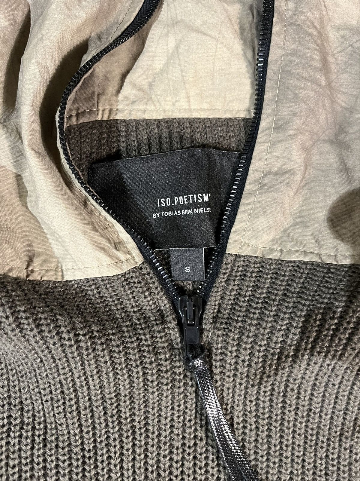 Gall × Tobias Birk Nielsen Isopoetism KN4 Karoli knitted hood Size US S / EU 44-46 / 1 - 4 Thumbnail