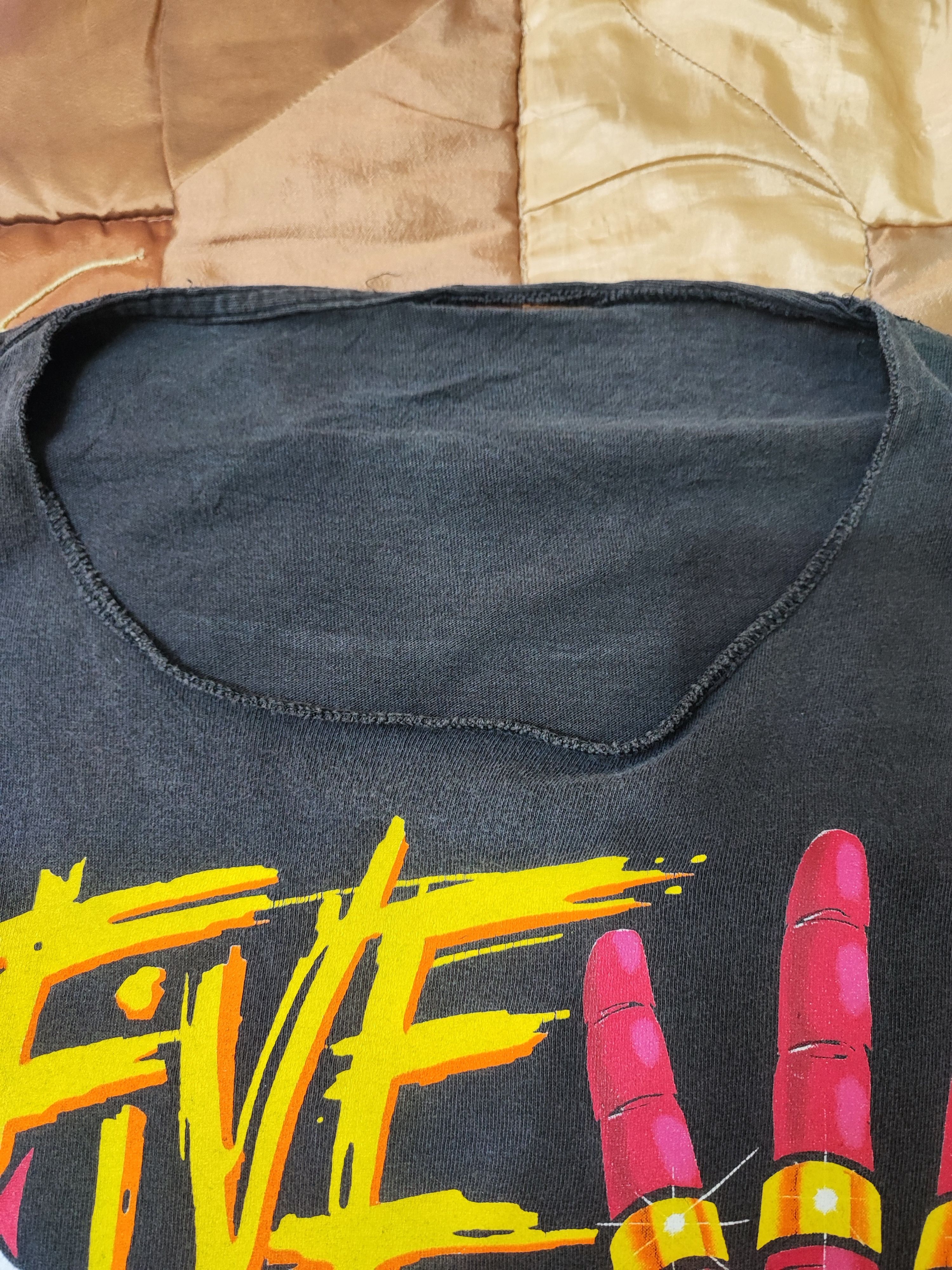 NBA × Vintage Crazy Distressed T-Shirt Vintage 90's Chicago Bulls Size US XL / EU 56 / 4 - 5 Thumbnail
