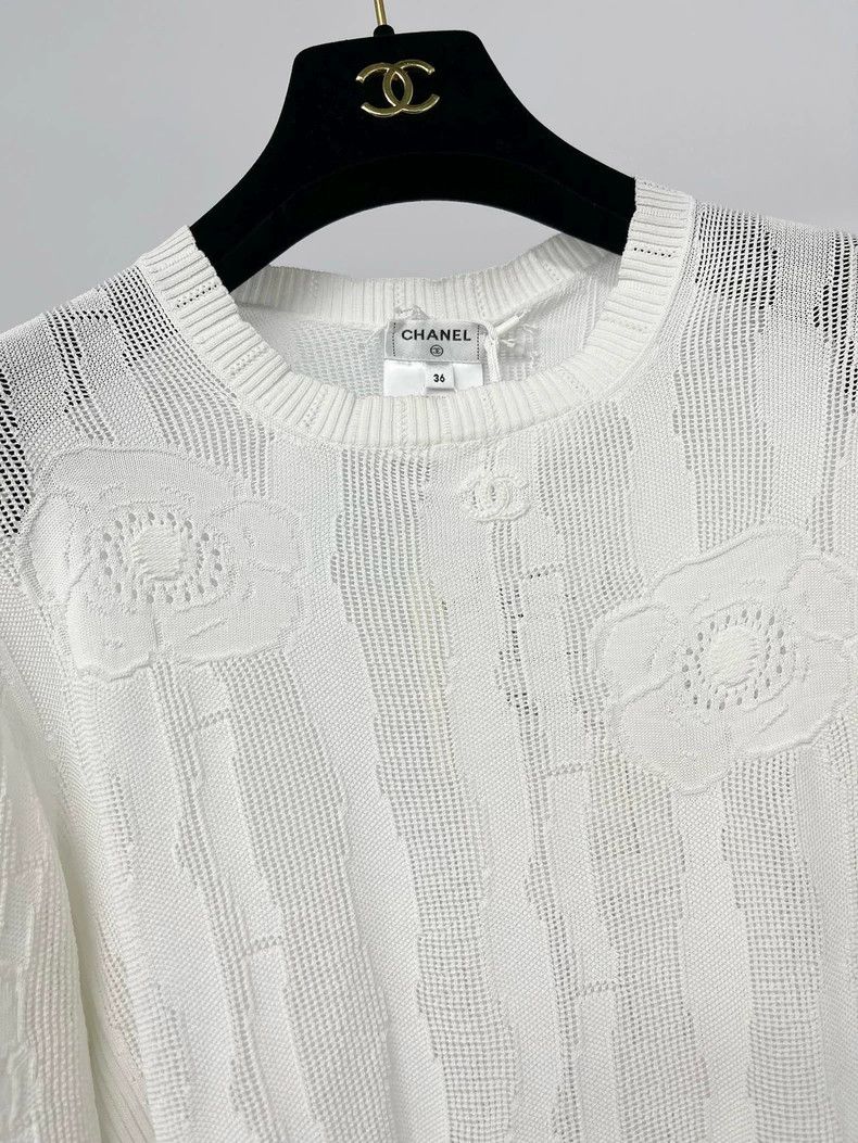 Chanel Chanel White camellia hollow knitwear long sleeves Size XS / US 0-2 / IT 36-38 - 3 Thumbnail