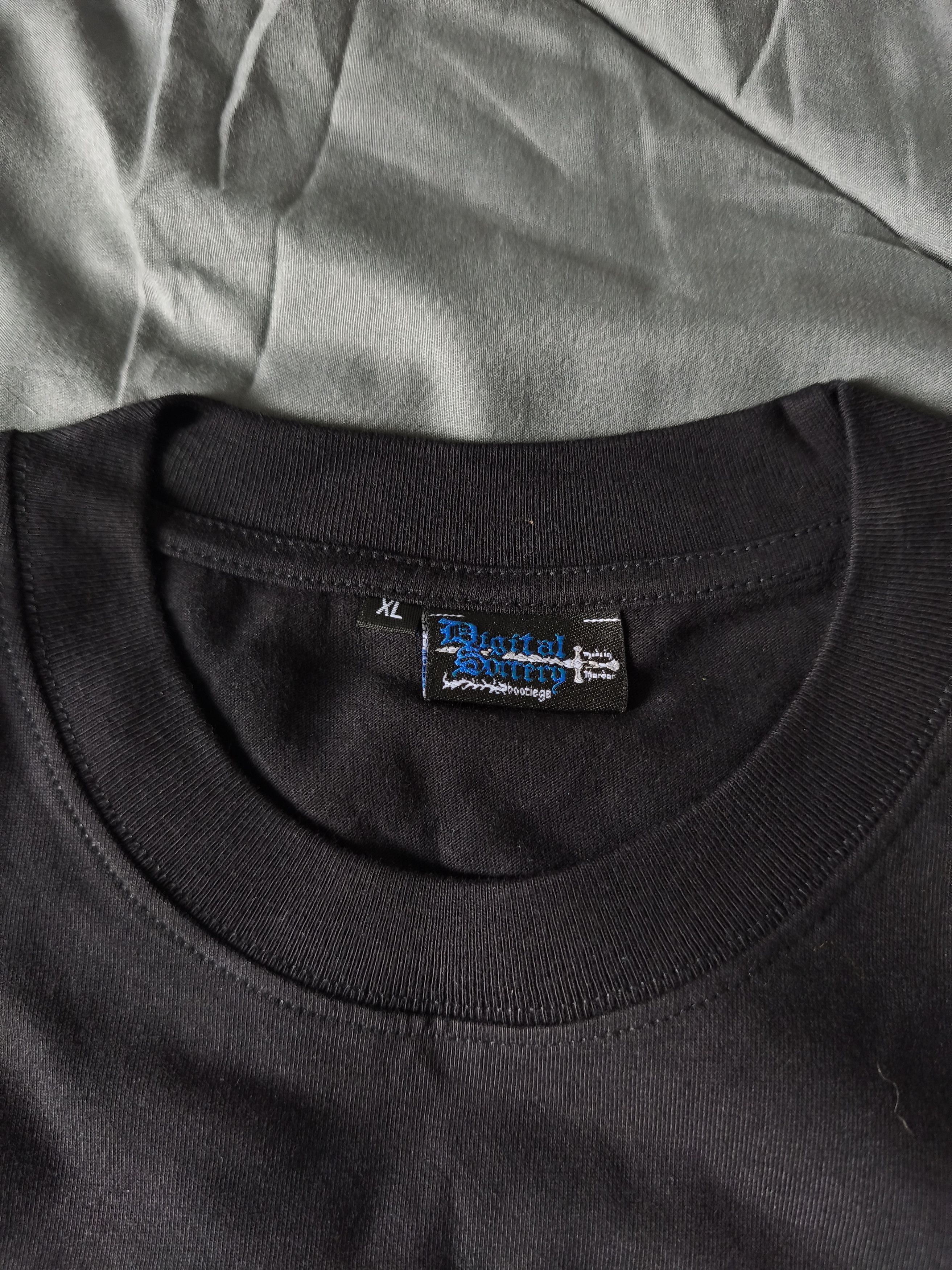 Playstation Bloodborne Orphan Of Kos T-shirt Size US XL / EU 56 / 4 - 17 Thumbnail
