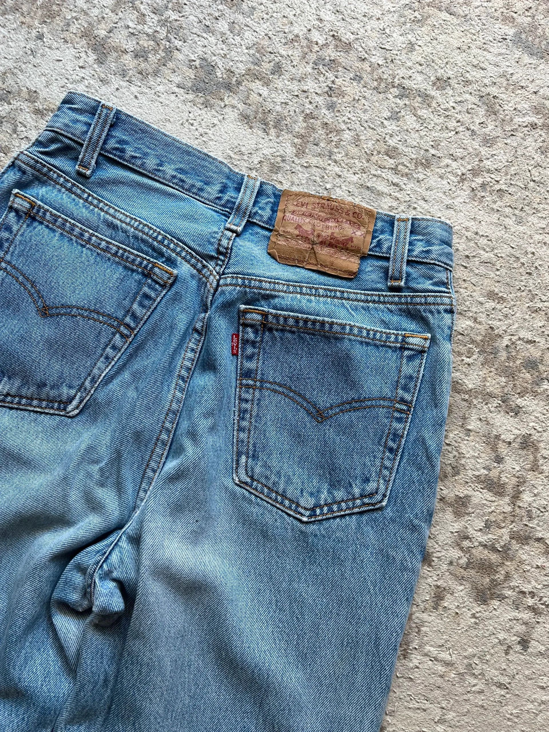 Levi's Levi’s Made in USA Denim Jeans Hight Waist Vintage 1990’s Size 28" / US 6 / IT 42 - 6 Thumbnail