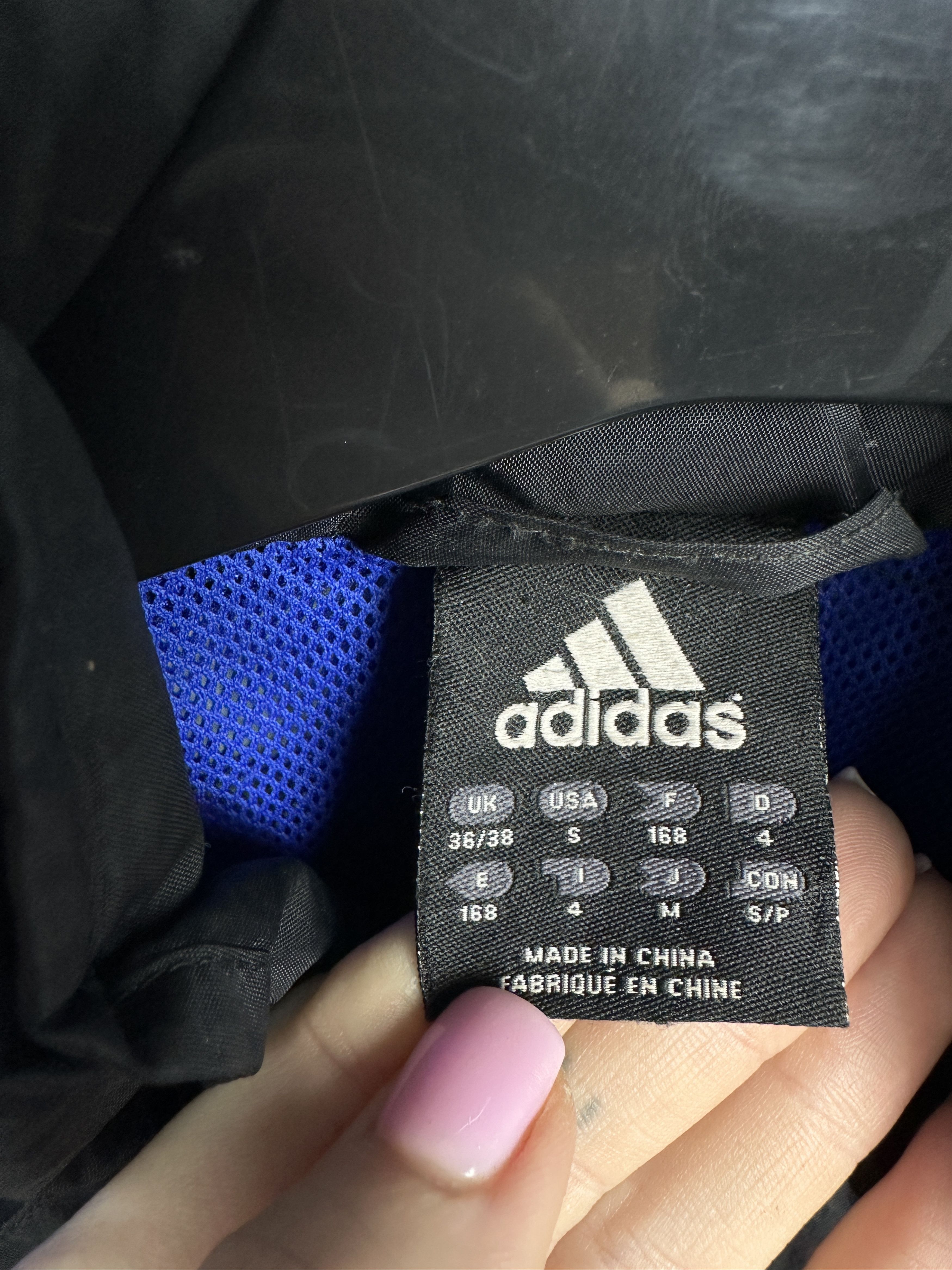 Adidas Adidas Vintage Mens Windbreaker Nylon Jacket Size US S / EU 44-46 / 1 - 4 Thumbnail