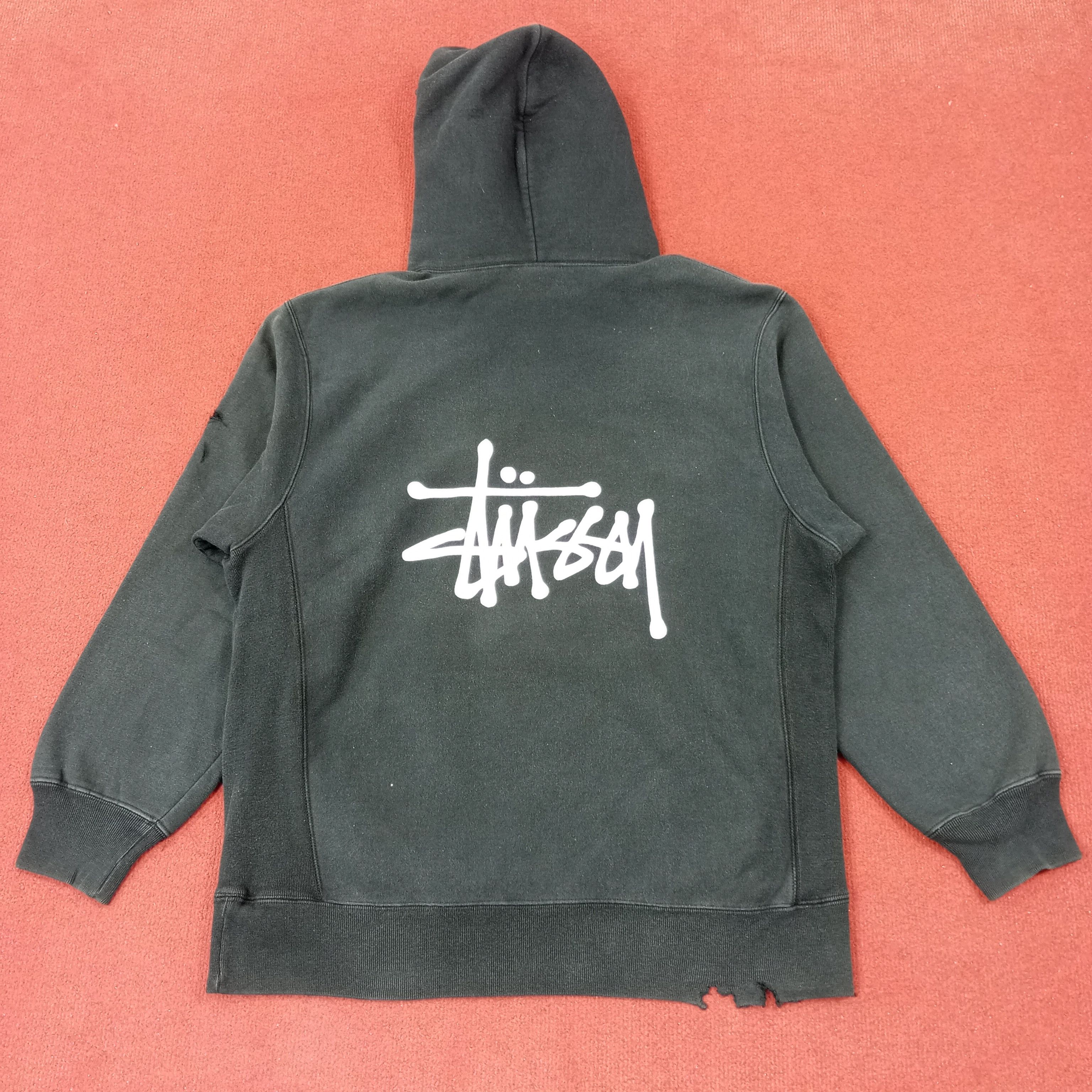 Vintage Supreme X Custom Stussy Art Logo Style Hoodie c215n20 Size US L / EU 52-54 / 3 - 1 Thumbnail