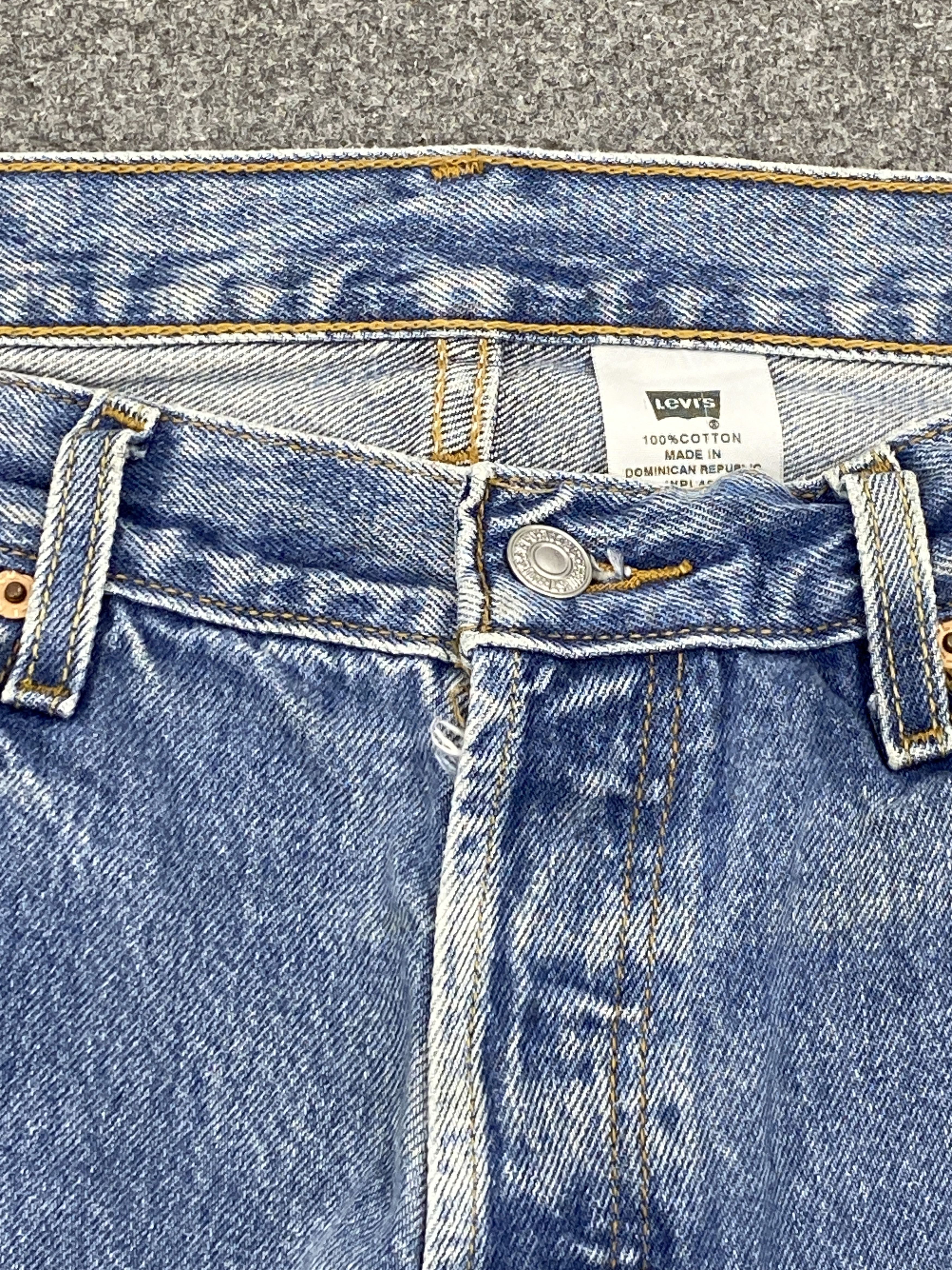 Levi's Vintage Levis 501 Ripped Jeans DP2662 Size US 33 - 8 Thumbnail