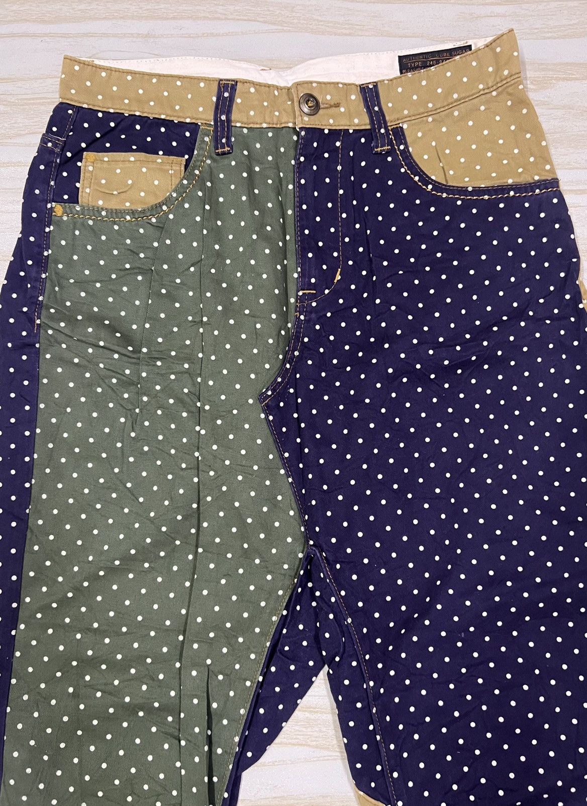 Japanese Brand Japanese Brand Cube Sugar Polkadot Cropped Trousers Pant Size US 30 / EU 46 - 2 Thumbnail