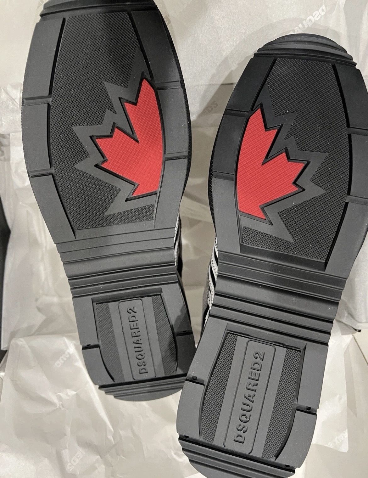 Dsquared2 Dsquared2 original legend Size US 10 / EU 43 - 6 Thumbnail