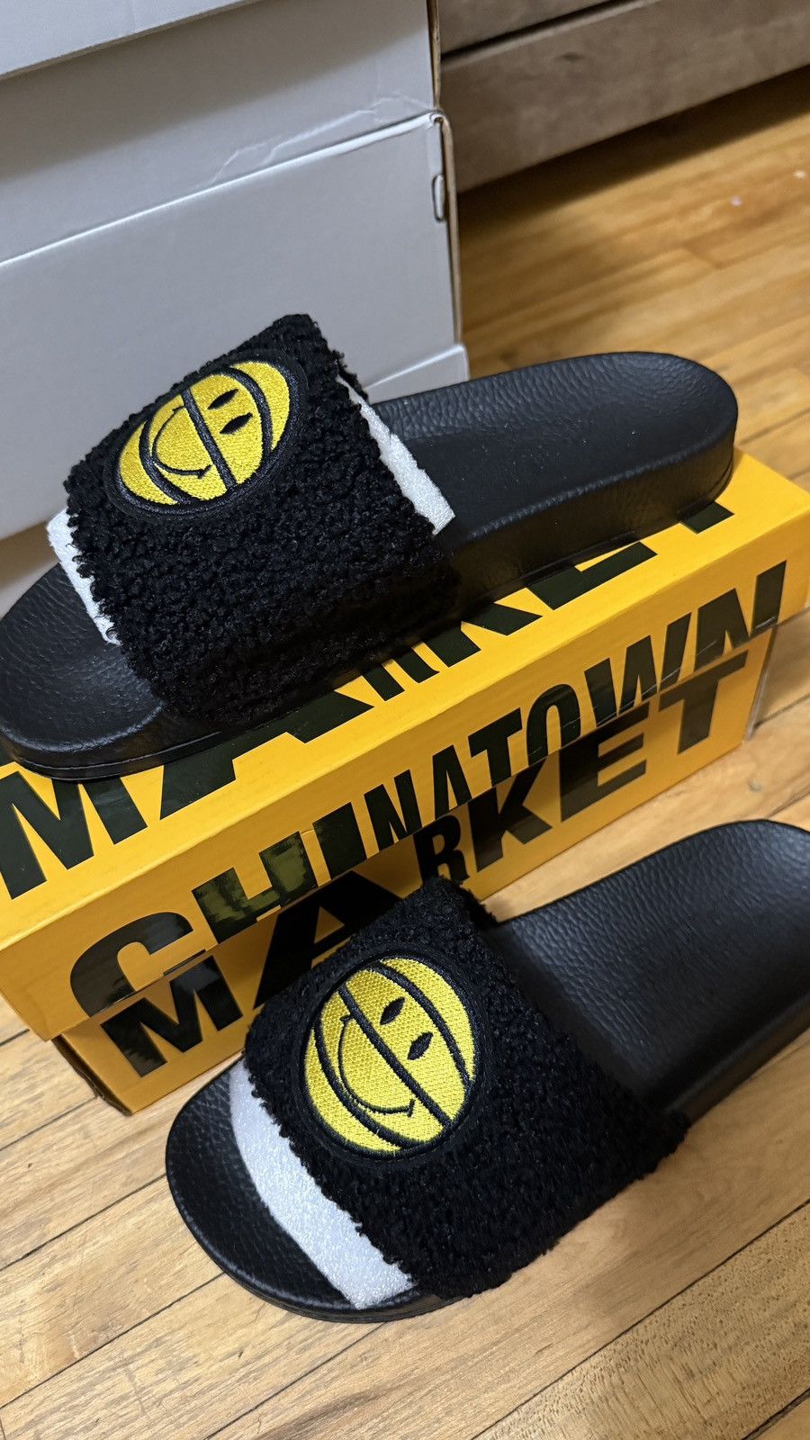 Other CTM SMILEY SHERPA BALL SLIDE Size US 7 / EU 40 - 2 Thumbnail