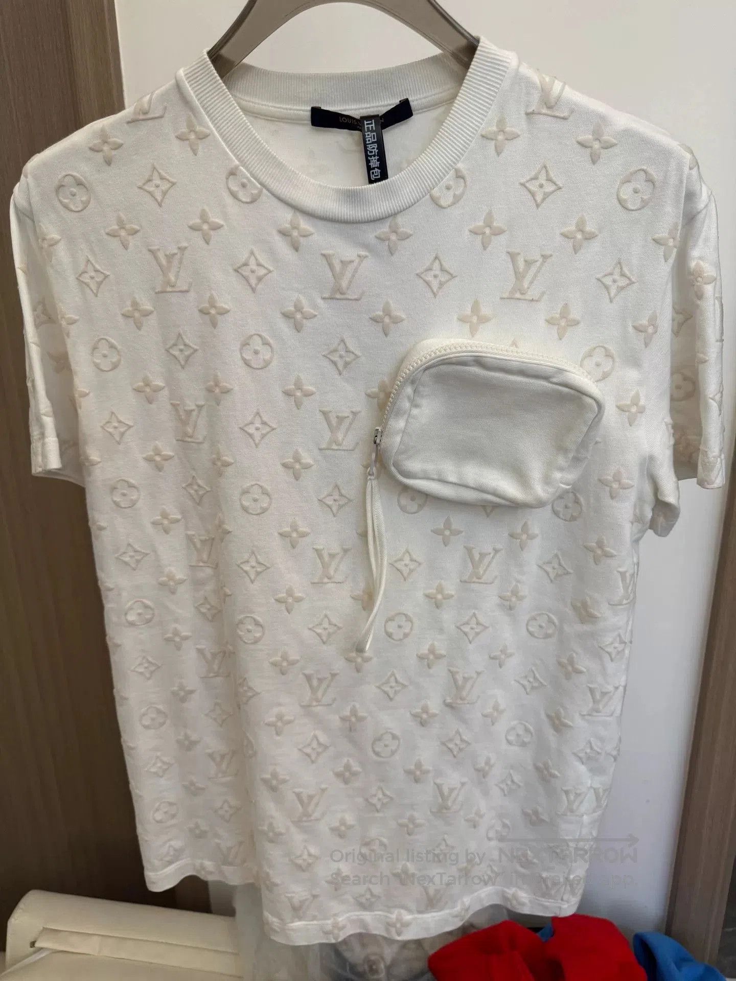 Louis Vuitton Louis Vuitton Velvet Print Short Sleeve Top. Size S / US 4 / IT 40 - 1 Thumbnail