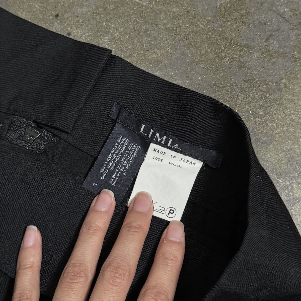 Limi Feu LIMI FEU PENCIL SKIRT - BLACK - S Size 26" / US 2 / IT 38 - 2 Thumbnail