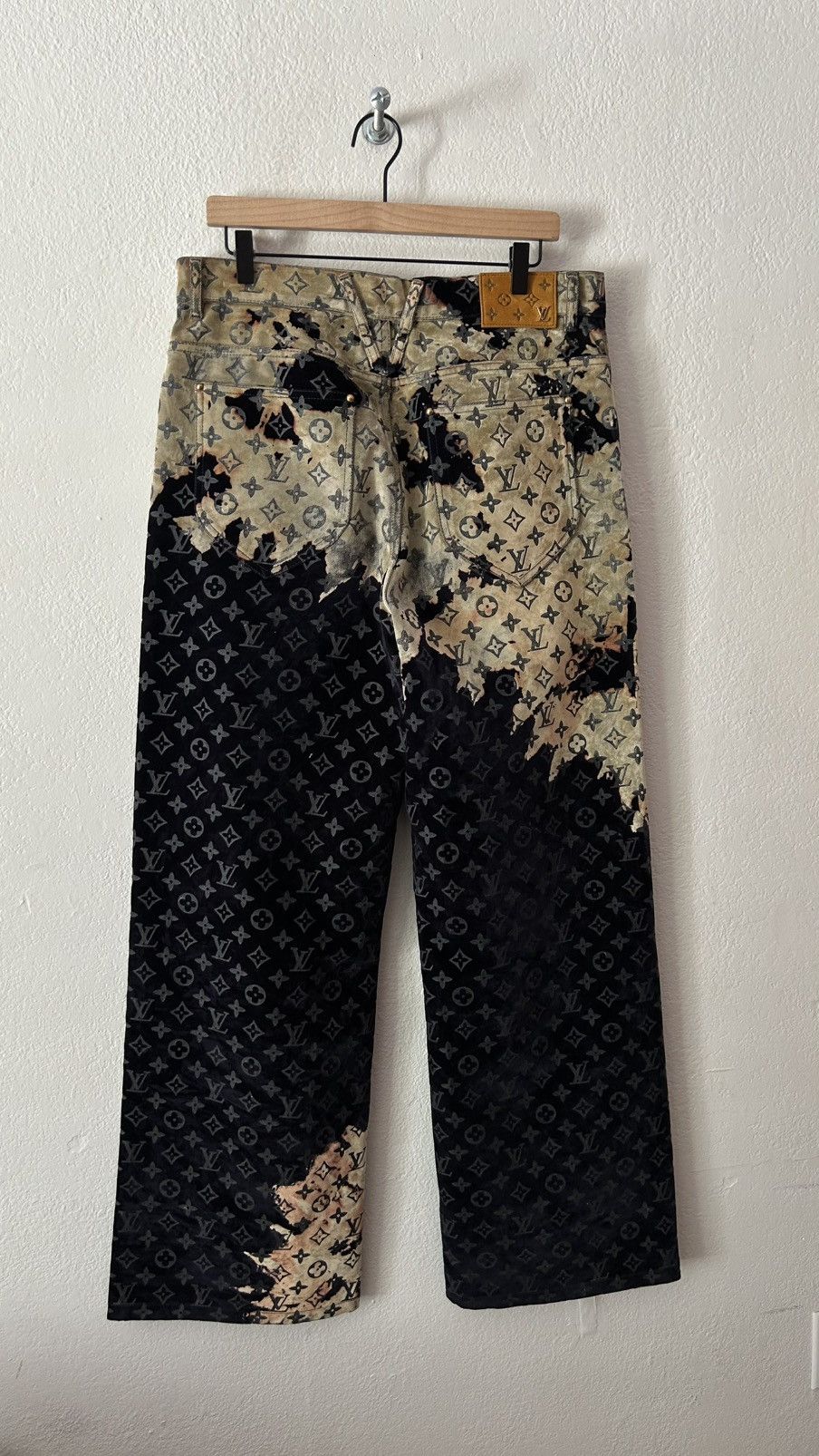 Louis Vuitton Louis Vuitton Fire Cloud Pants Size US 32 / EU 48 - 10 Thumbnail