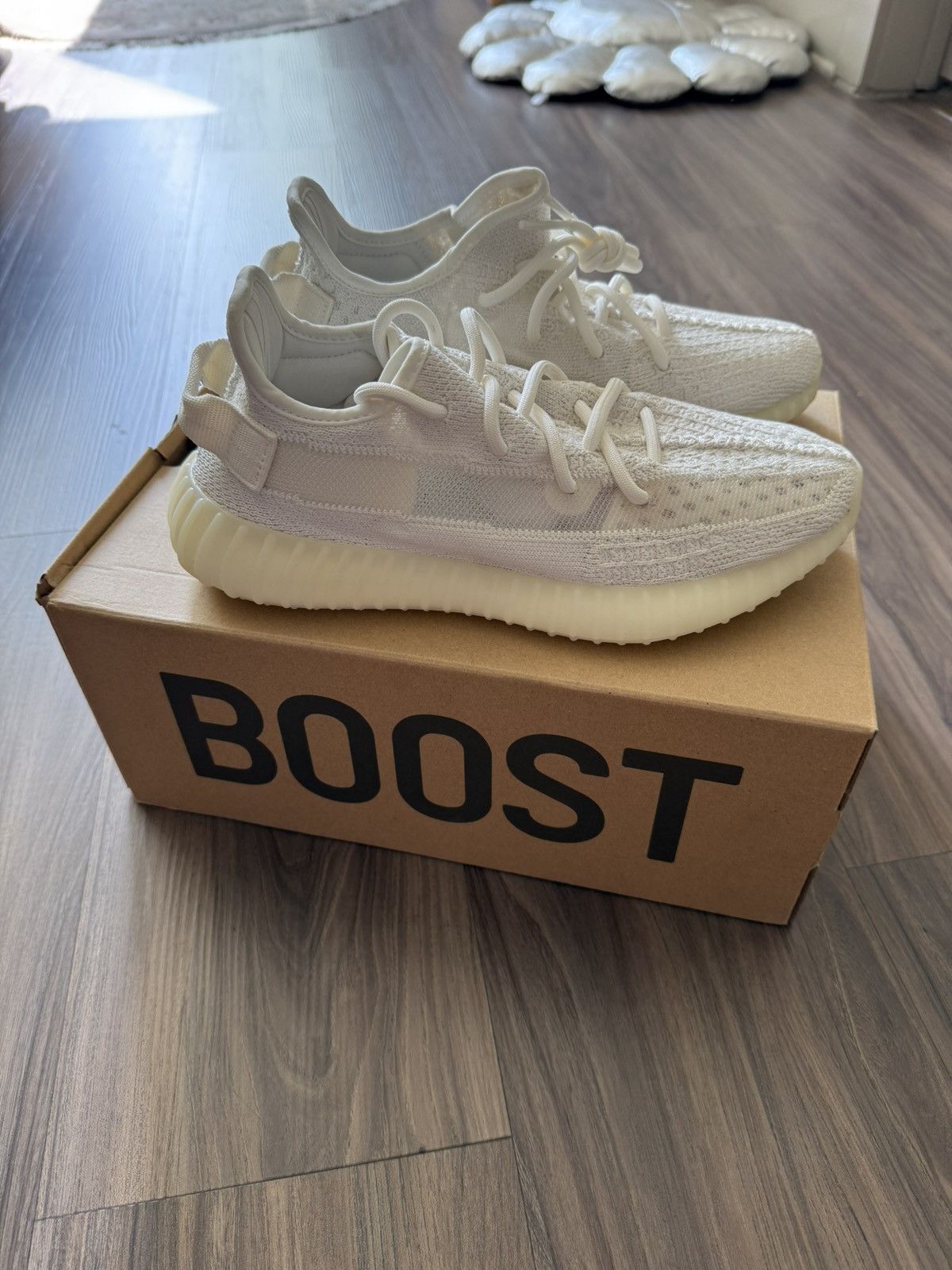 Adidas × Kanye West Adidas Yeezy Boost 350 V2 Bone White HQ6316 Size 6.5 Size US 6 / EU 39 - 2 Thumbnail
