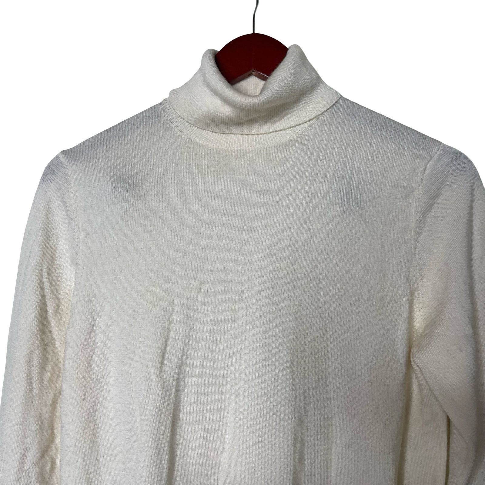 Suitsupply Suitsupply off white cream turtleneck merino wool pullover S Size US S / EU 44-46 / 1 - 3 Thumbnail