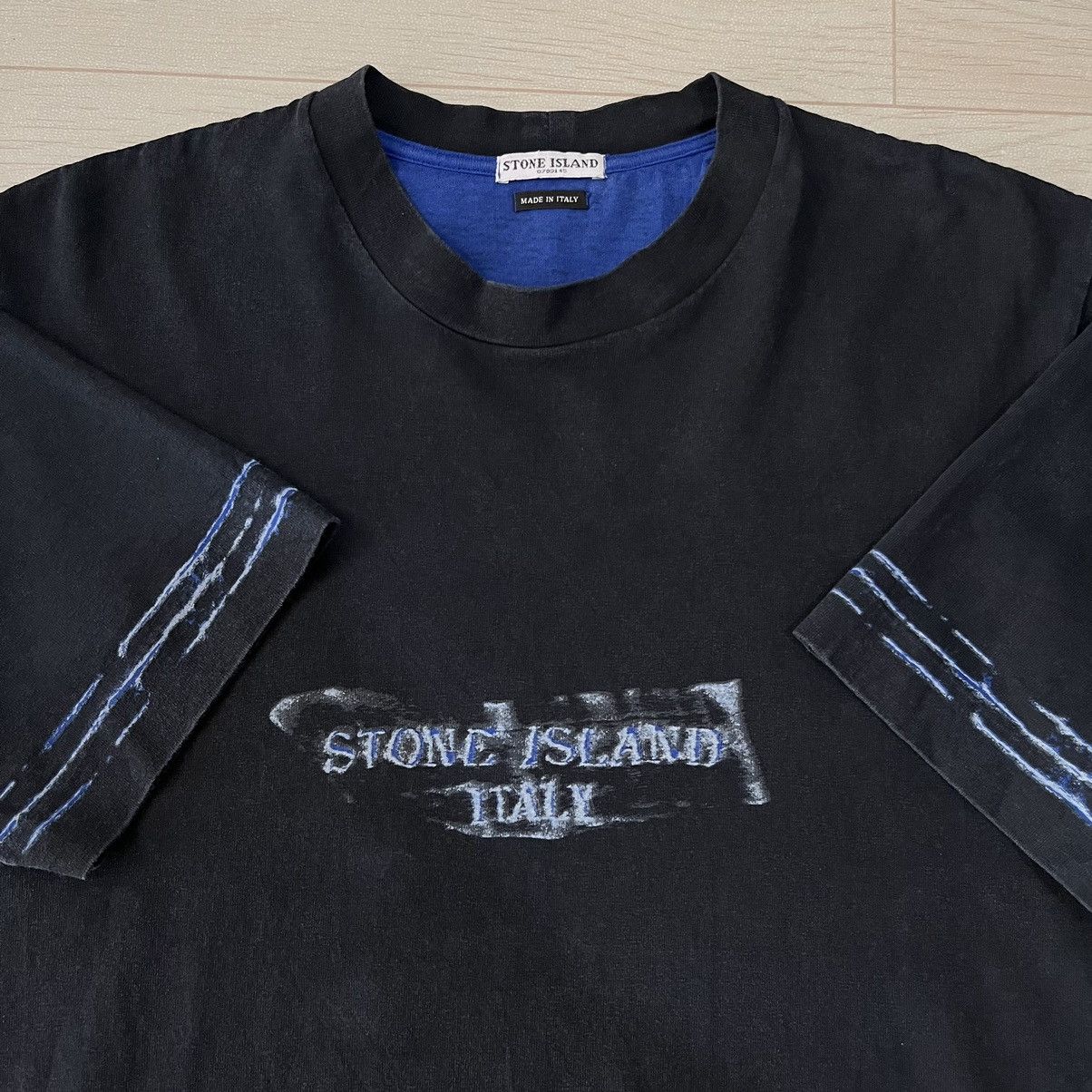 Stone Island Vintage stone island tshirt Size US M / EU 48-50 / 2 - 3 Thumbnail