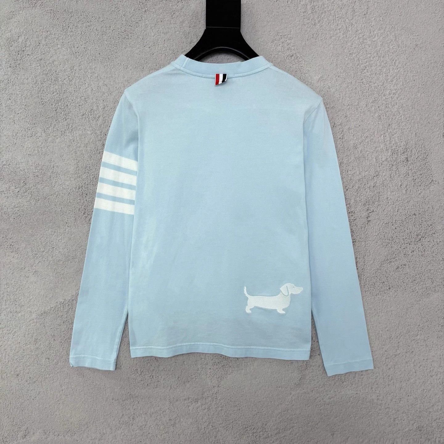 Thom Browne TB SS24 4-Bar Pique Rabbit Sausage Embro Crewneck LS Tee Size XS / US 0-2 / IT 36-38 - 2 Thumbnail