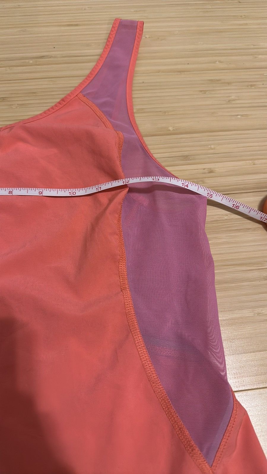 Lululemon Run With The Sun Tank in Flash Light size 2 Size XS / US 0-2 / IT 36-38 - 4 Thumbnail