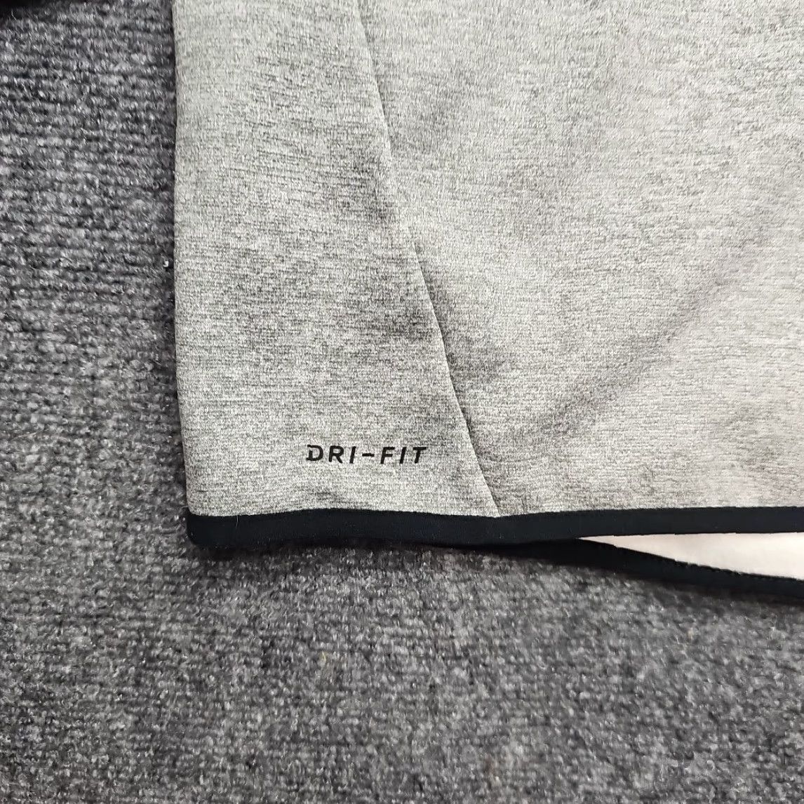 Nike Nike Pullover Sweatshirt Men Large Gray Dri Fit 1/4 Zip Fleece Lined Mock Neck Size US L / EU 52-54 / 3 - 5 Thumbnail