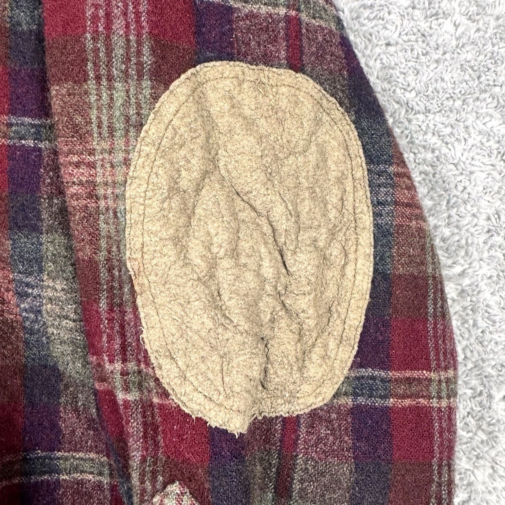 Pendleton Pendleton Shirt Men L Vintage Pure Virgin Wool Flannel Plaid Button-Up Long Sleeve Casual Workwear USA Made Size US L / EU 52-54 / 3 - 3 Thumbnail