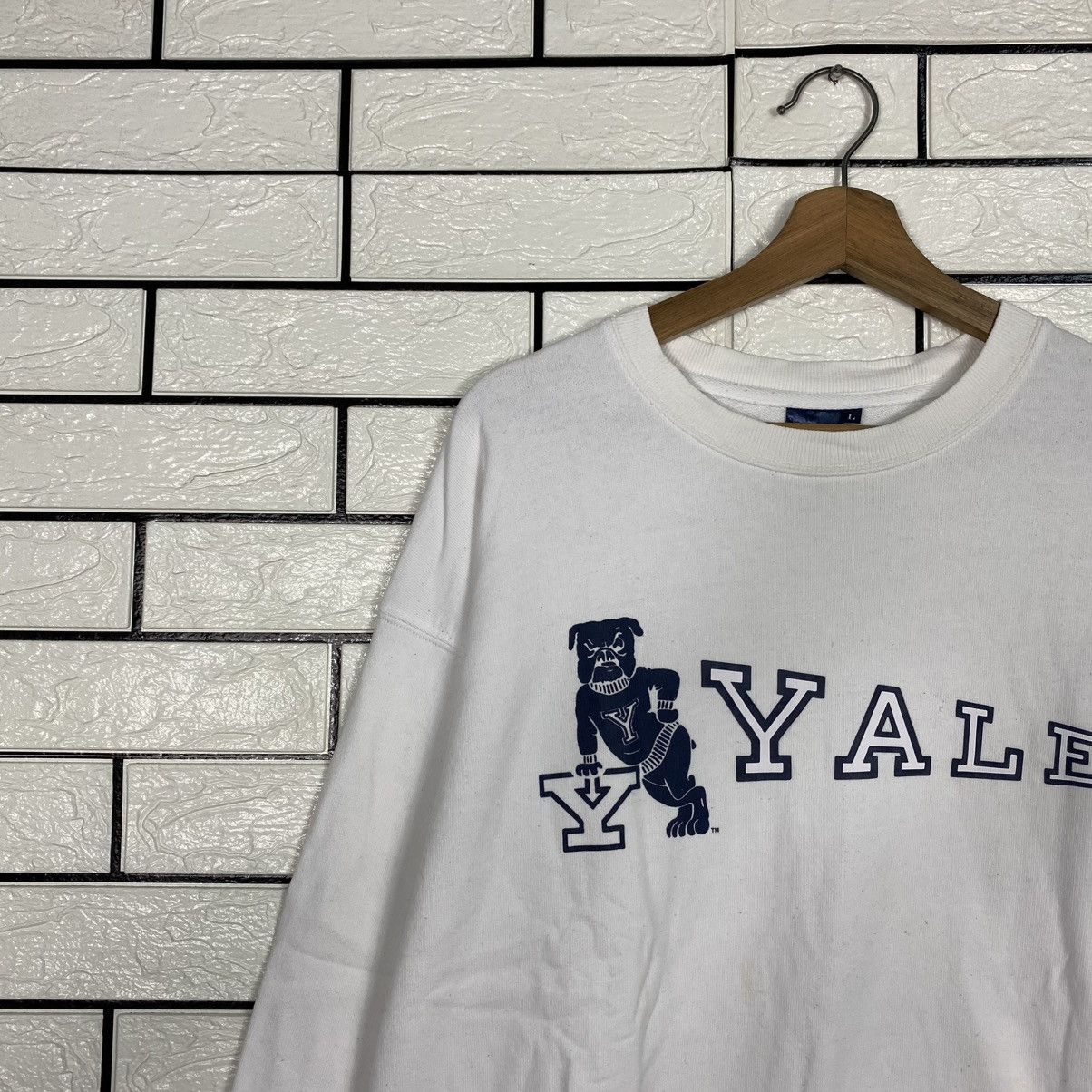 Japanese Brand 📌Vintage Yale University Sweatshirt Big Logo Size US L / EU 52-54 / 3 - 8 Thumbnail