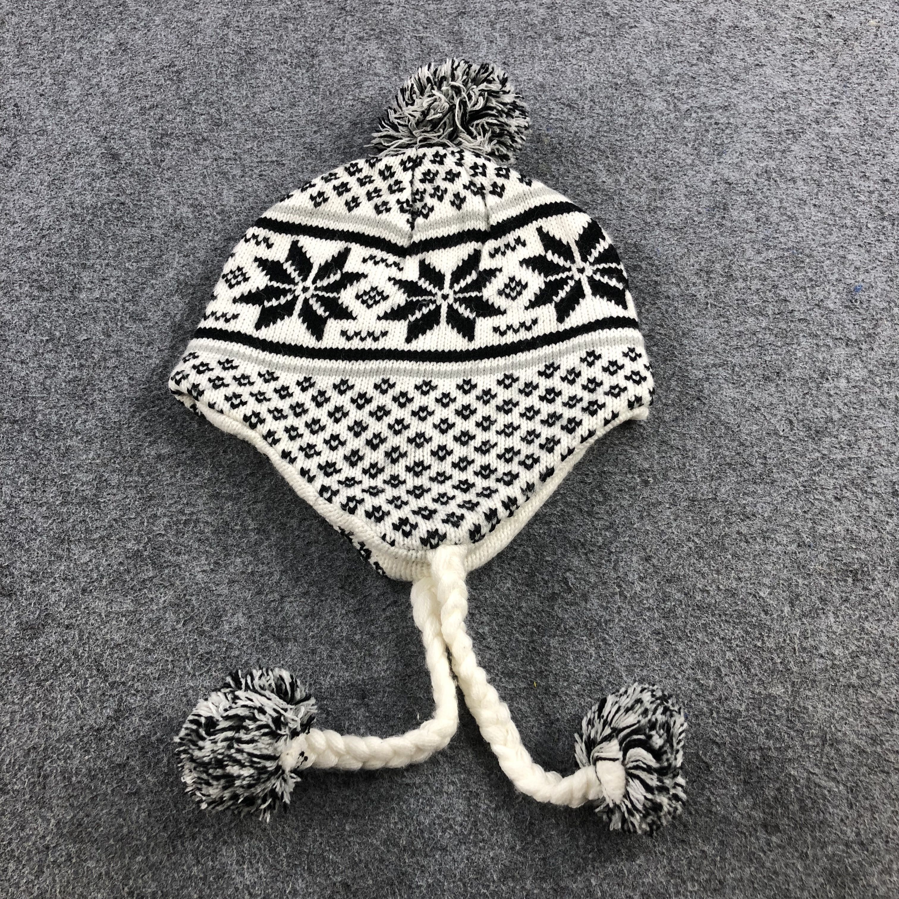 Vintage Fair Isle Bobble Earflap Beanie Snowcap Snow Hat B136 Size ONE SIZE - 2 Thumbnail