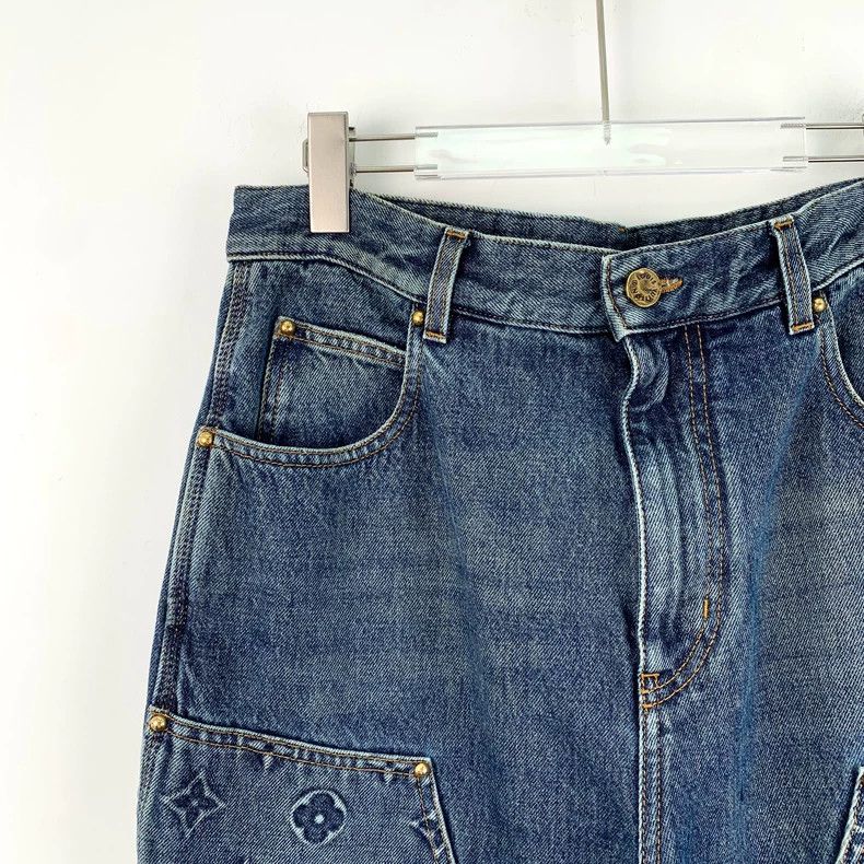 Louis Vuitton Louis Vuitton 23 blue logo embossed cotton casual denim pa Size US 32 / EU 48 - 3 Thumbnail