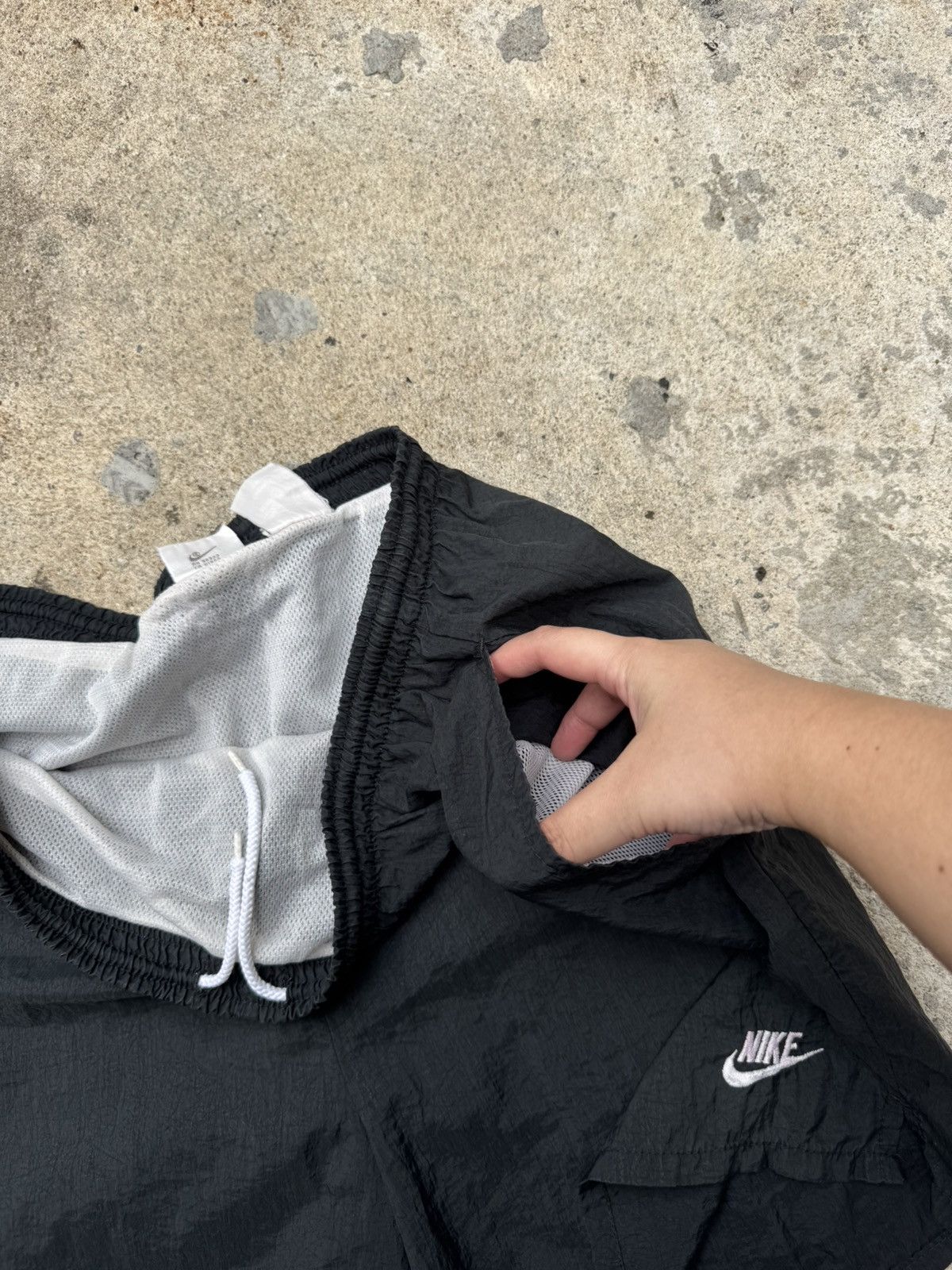 Nike Vintage Nike Spellouts Nylon 90's Short Pants Size US 34 / EU 50 - 6 Thumbnail