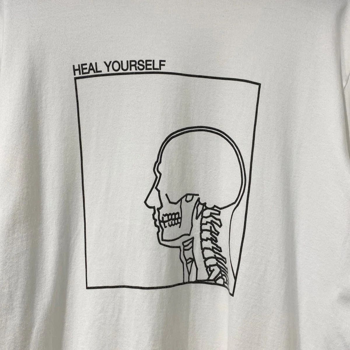 Undercover Archive "Heal Yourself" Tee Size US XL / EU 56 / 4 - 4 Thumbnail