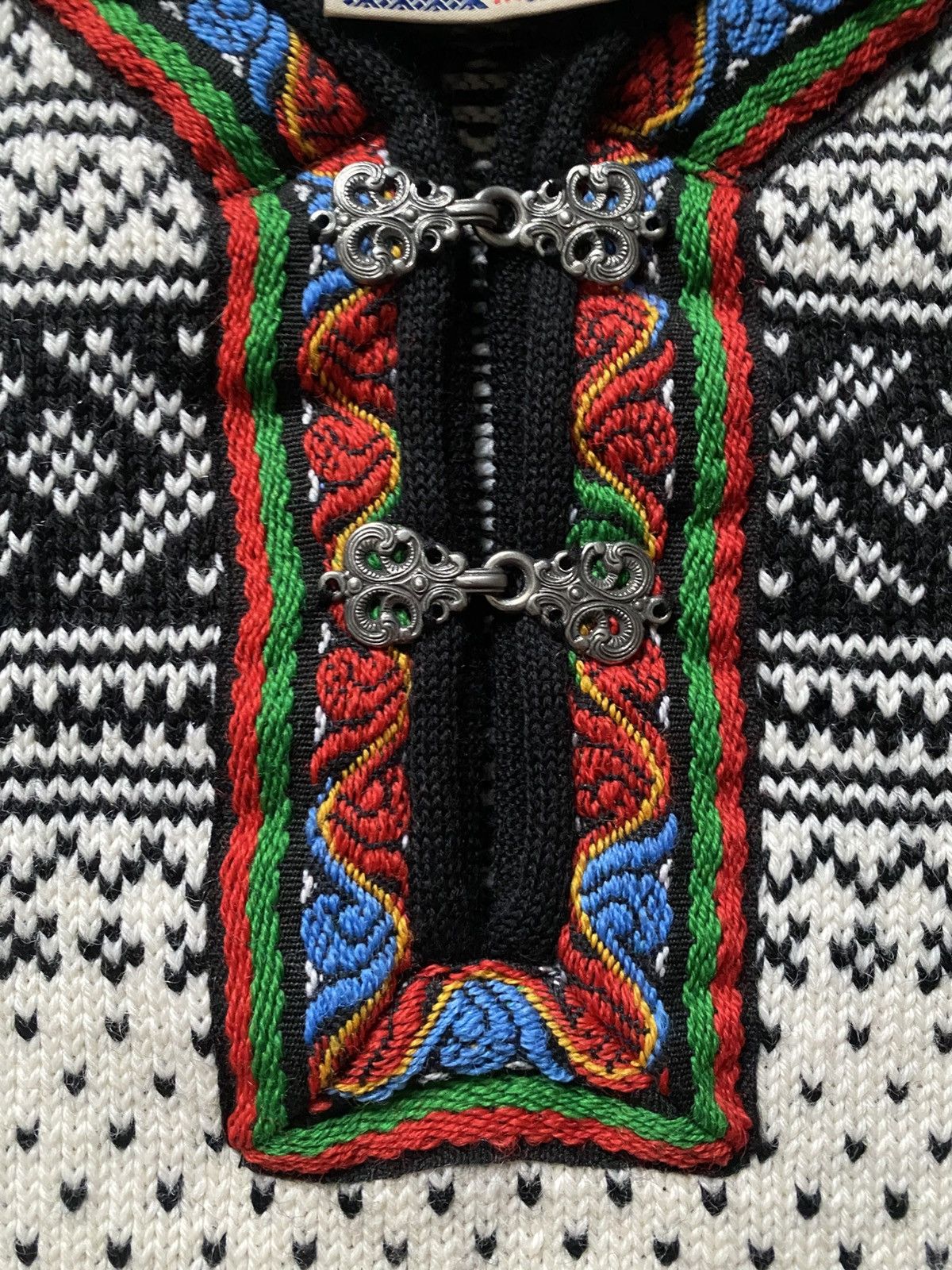 Dale Of Norway Vintage Dale Of Norway Sweater Icelandic Men's Wool Knit Ski Size US M / EU 48-50 / 2 - 6 Thumbnail
