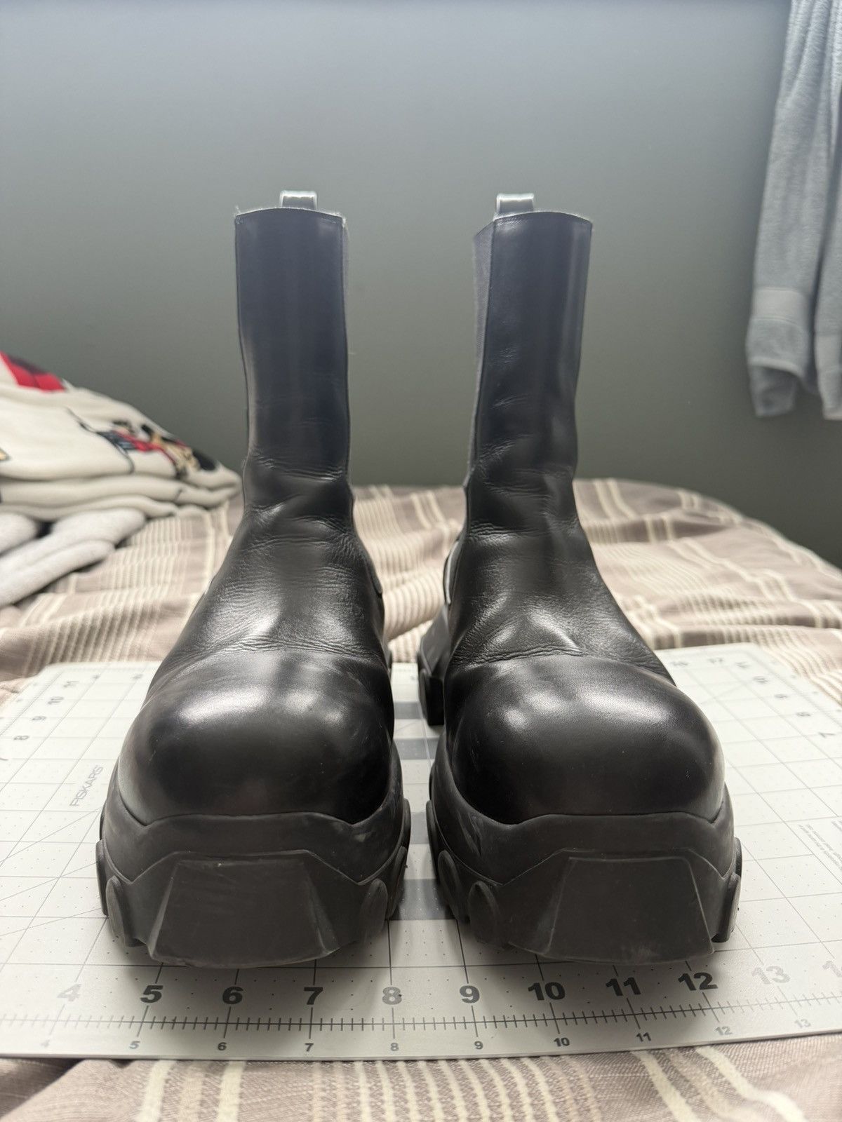 Rick Owens Rick Owens Bozo Tractor Boots Size US 11 / EU 44 - 2 Thumbnail