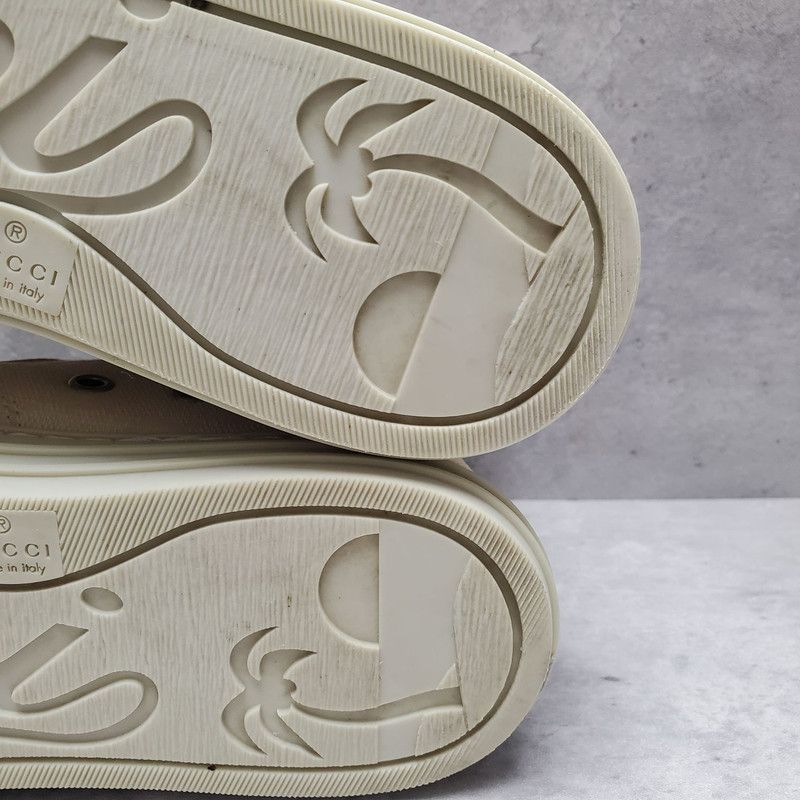 Gucci Gucci Monogram White High-Top Canvas Sneakers Size US 5 / IT 35 - 7 Thumbnail