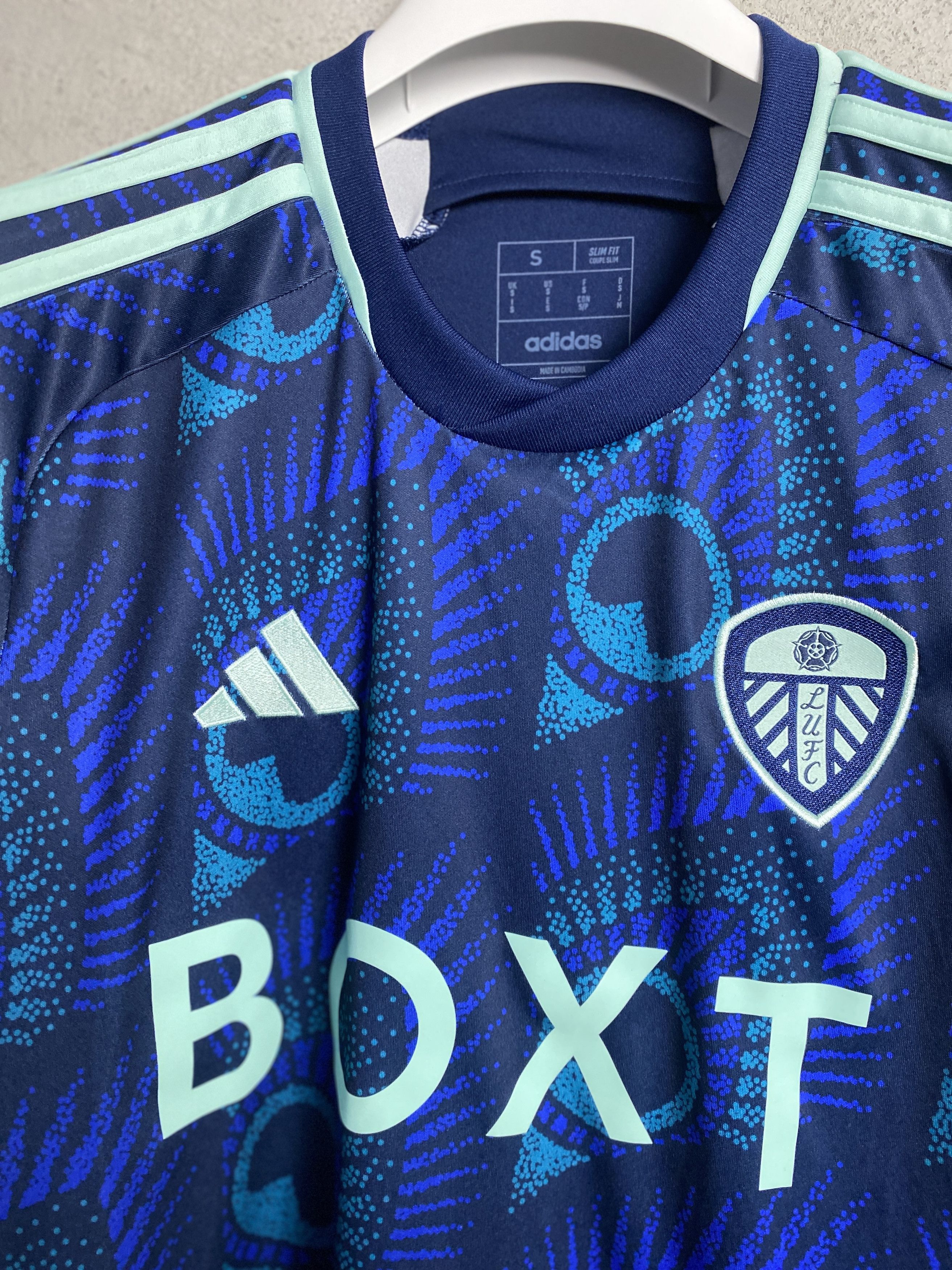 Adidas 2023 Adidas LUFC Leeds United Jersey Blockcore Y2K Size US S / EU 44-46 / 1 - 3 Thumbnail