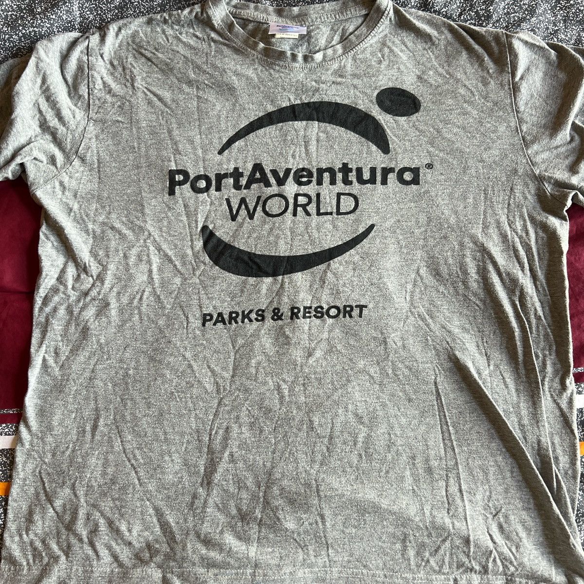 Vintage Grey PortAventura World T shirt Size US L / EU 52-54 / 3 - 1 Thumbnail