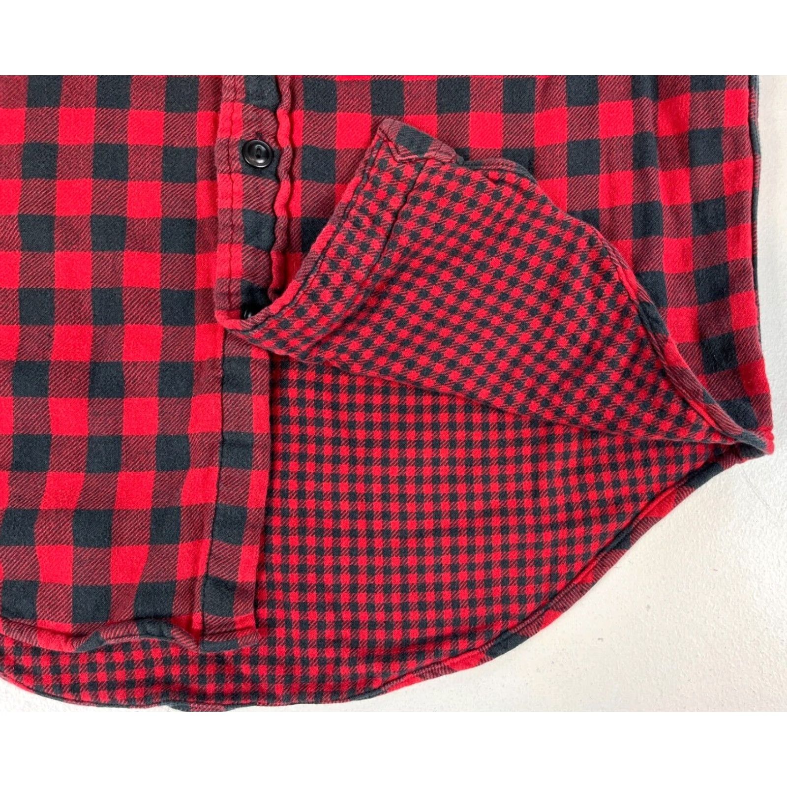 Polo Ralph Lauren Polo Ralph Lauren Men's Button-Up Shirt Buffalo Plaid Two-Ply Flannel Red 100% Cotton Size M Long Sleeve Classic Outdoor Pockets Mens Size US M / EU 48-50 / 2 - 5 Thumbnail