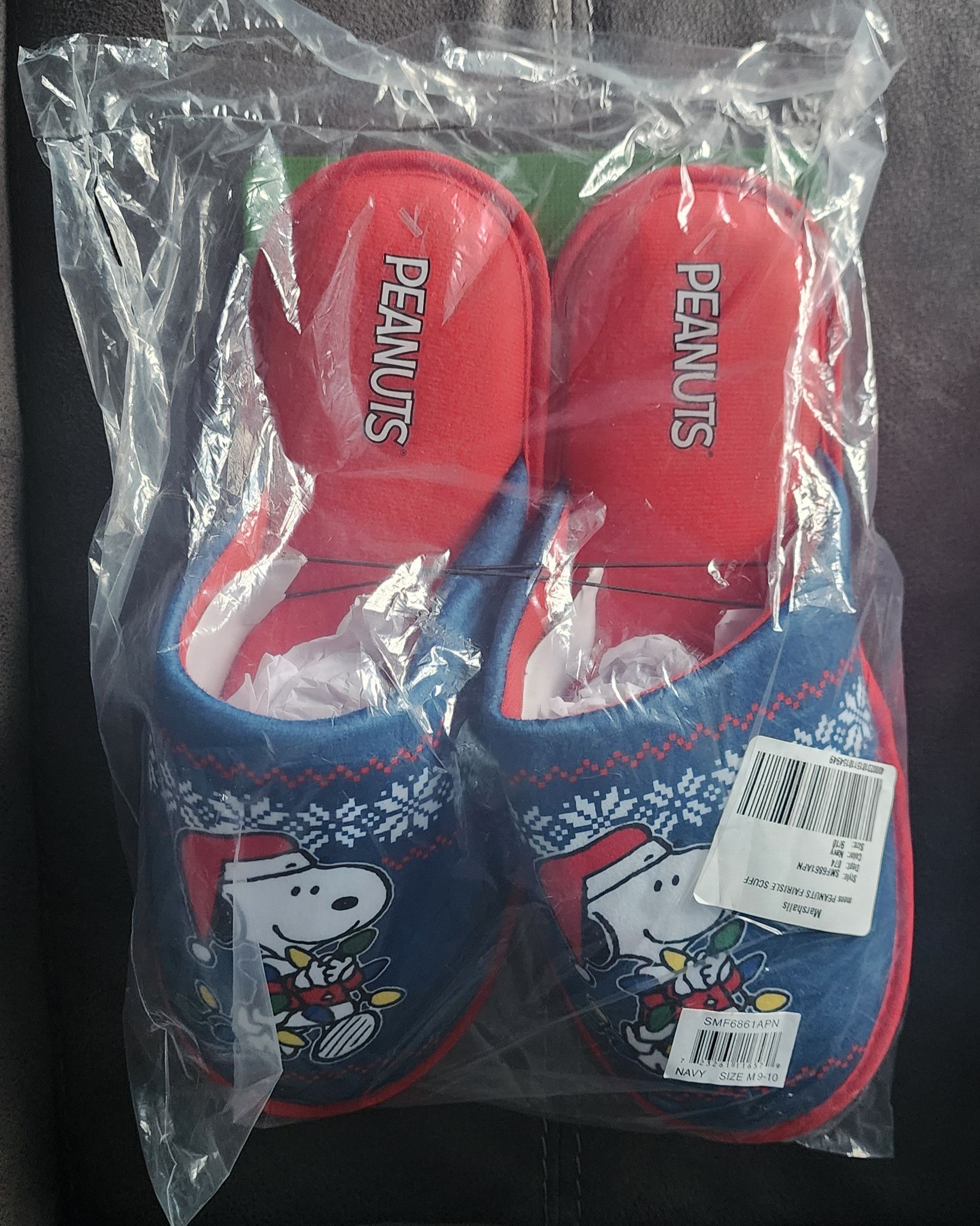 Peanuts NWT Peanuts Snoopy Fairisle Scuff Slippers Navy M 9/10 Size US 9 / EU 42 - 1 Thumbnail