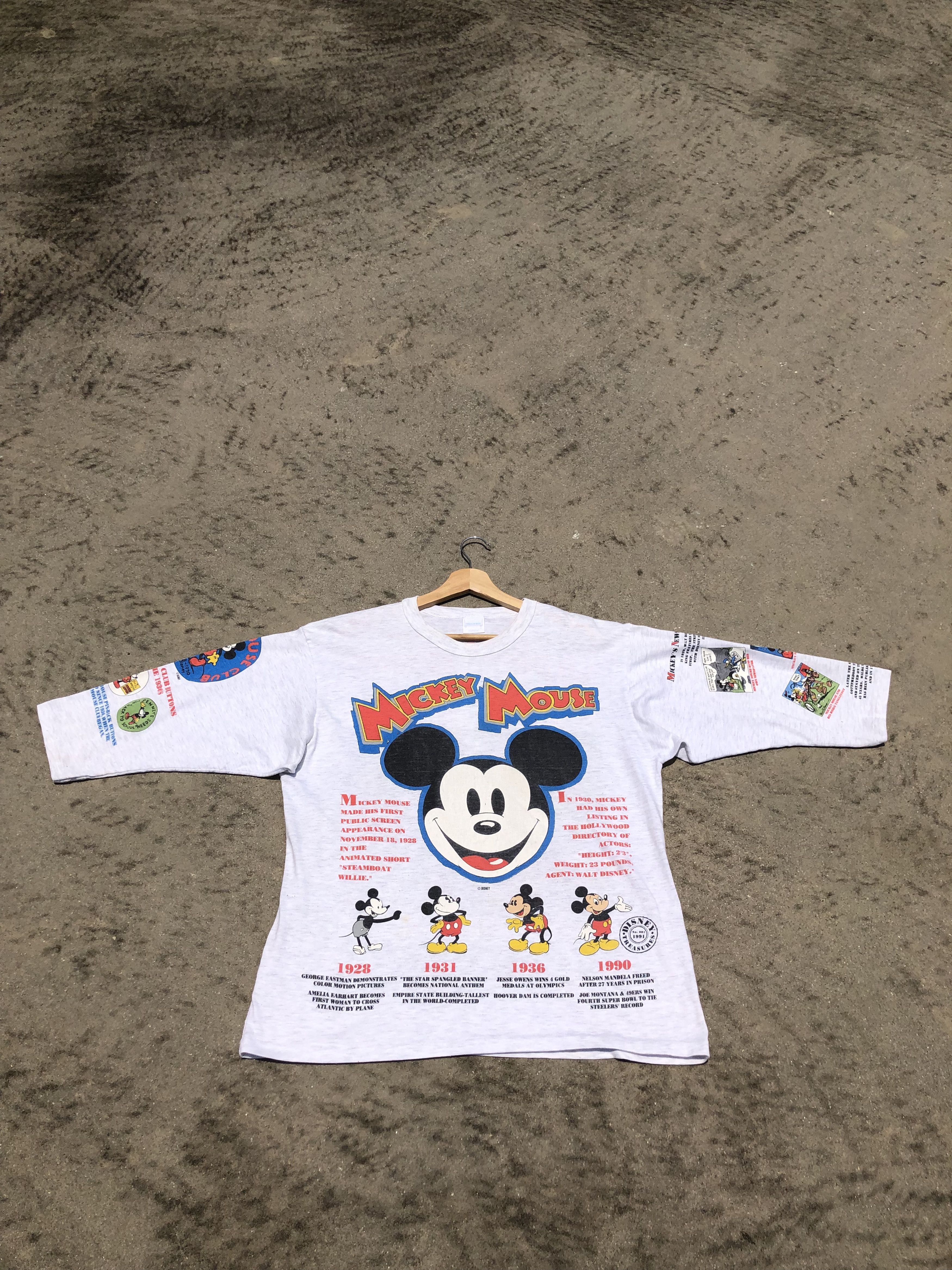 Disney Vintage 90s Mickey Mouse Rare Disney Timeline Shirt Size US XL / EU 56 / 4 - 1 Thumbnail