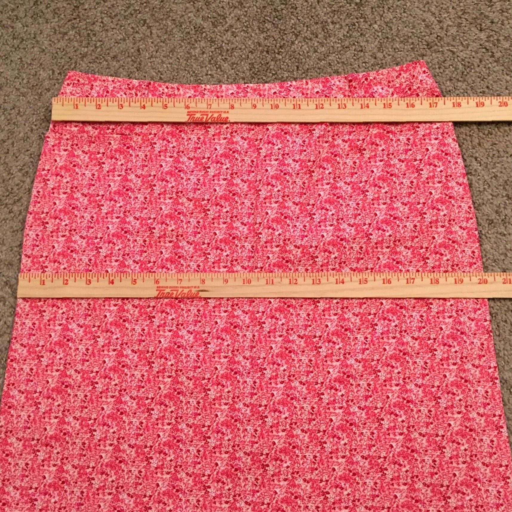 Vintage Fashion Bug Skirt Women 14 Pink Floral Knee Length Unlined Pencil Size 36" / US 14 / IT 50 - 3 Thumbnail