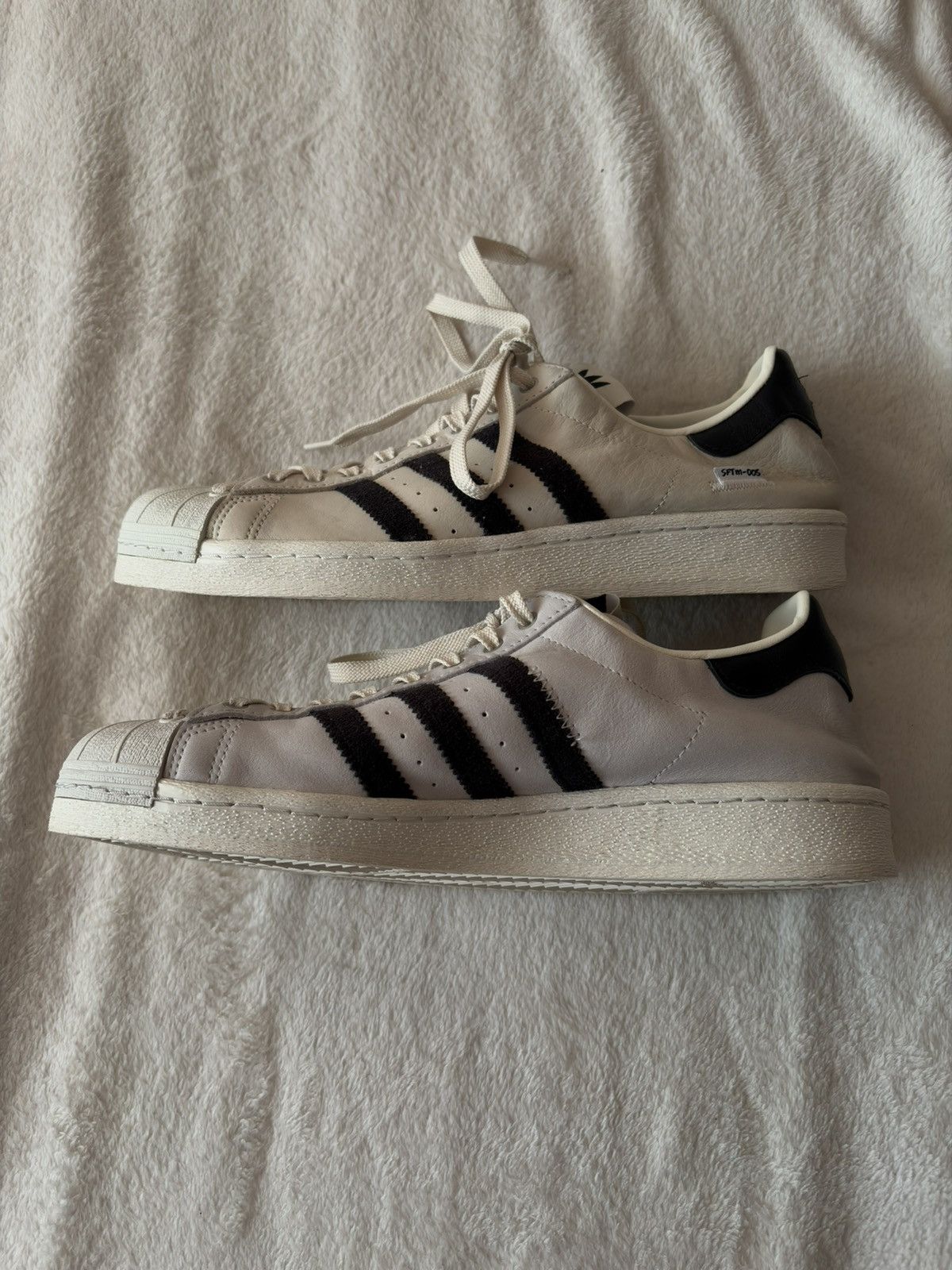 Adidas × Song For The Mute Adidas x Song for the Mute Superstar 82 Size US 11.5 / EU 44-45 - 3 Thumbnail
