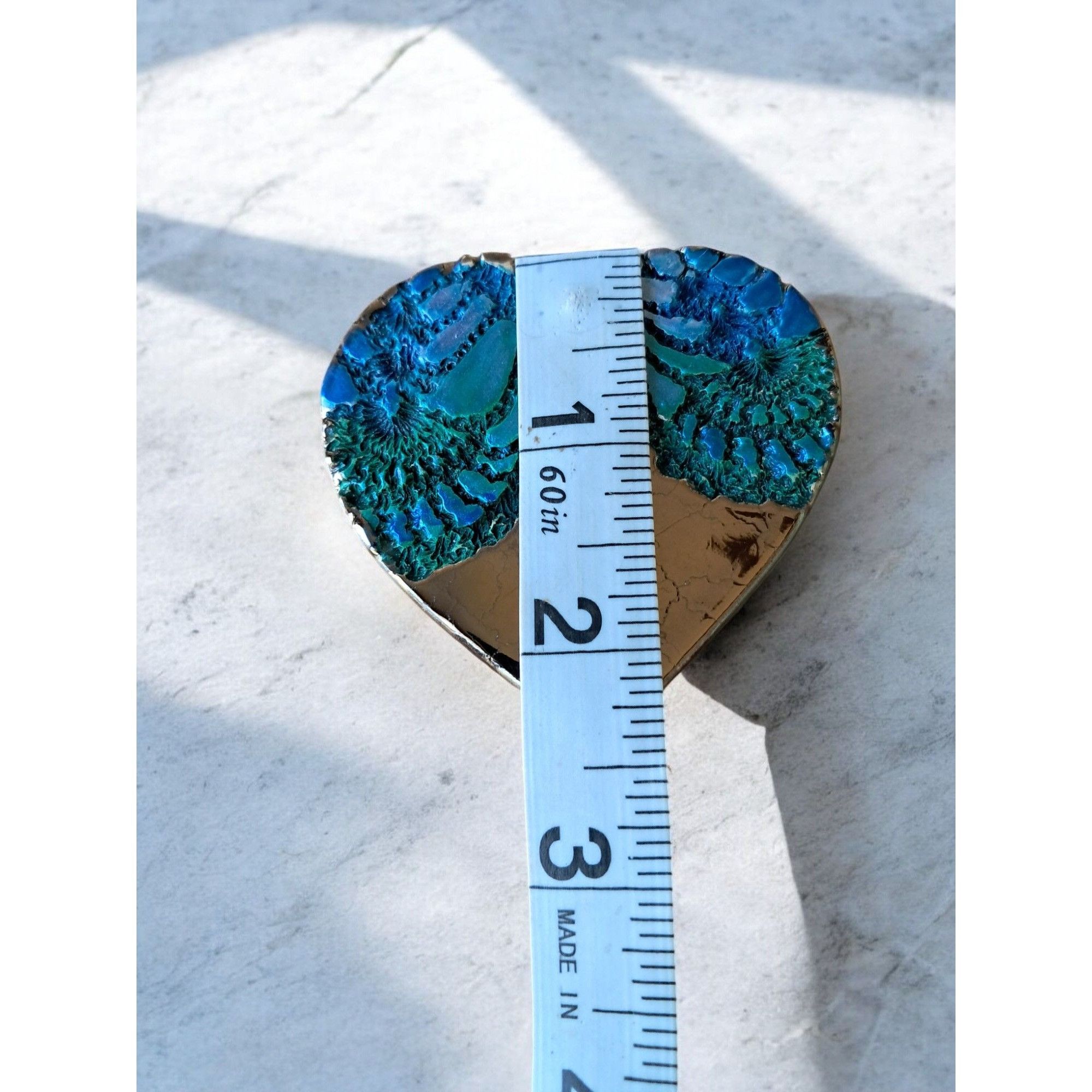 Other Textured Blue Green and Gold Resin Heart Shape Pendant —2.5" Size ONE SIZE - 2 Thumbnail