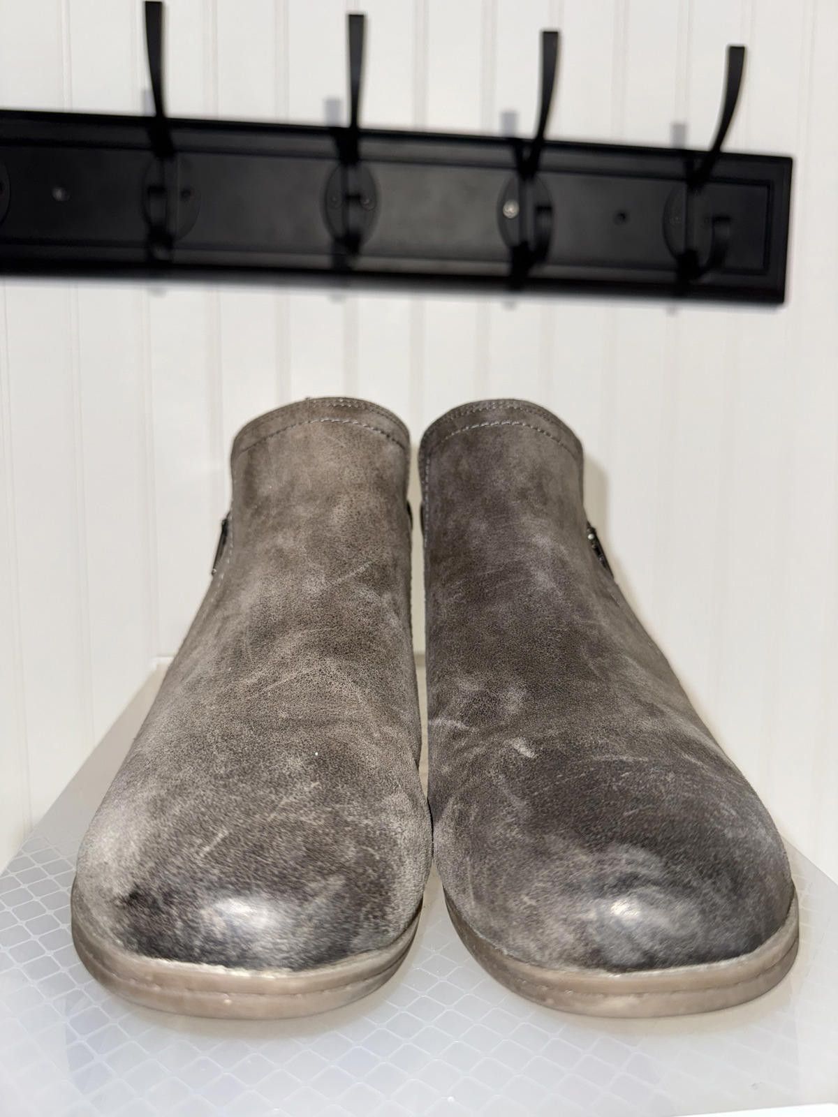 Other Cobb Hill Rockport Crosbie Women's 8M Suede Ankle Booties Size US 8 / IT 38 - 1 Thumbnail