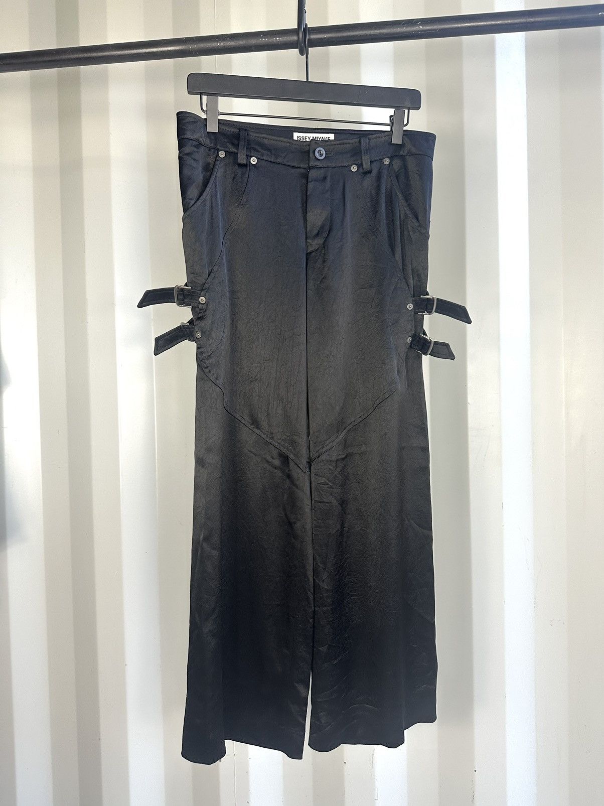 Issey Miyake Bondage Side Buckle Pants Size US 30 / EU 46 - 2 Thumbnail